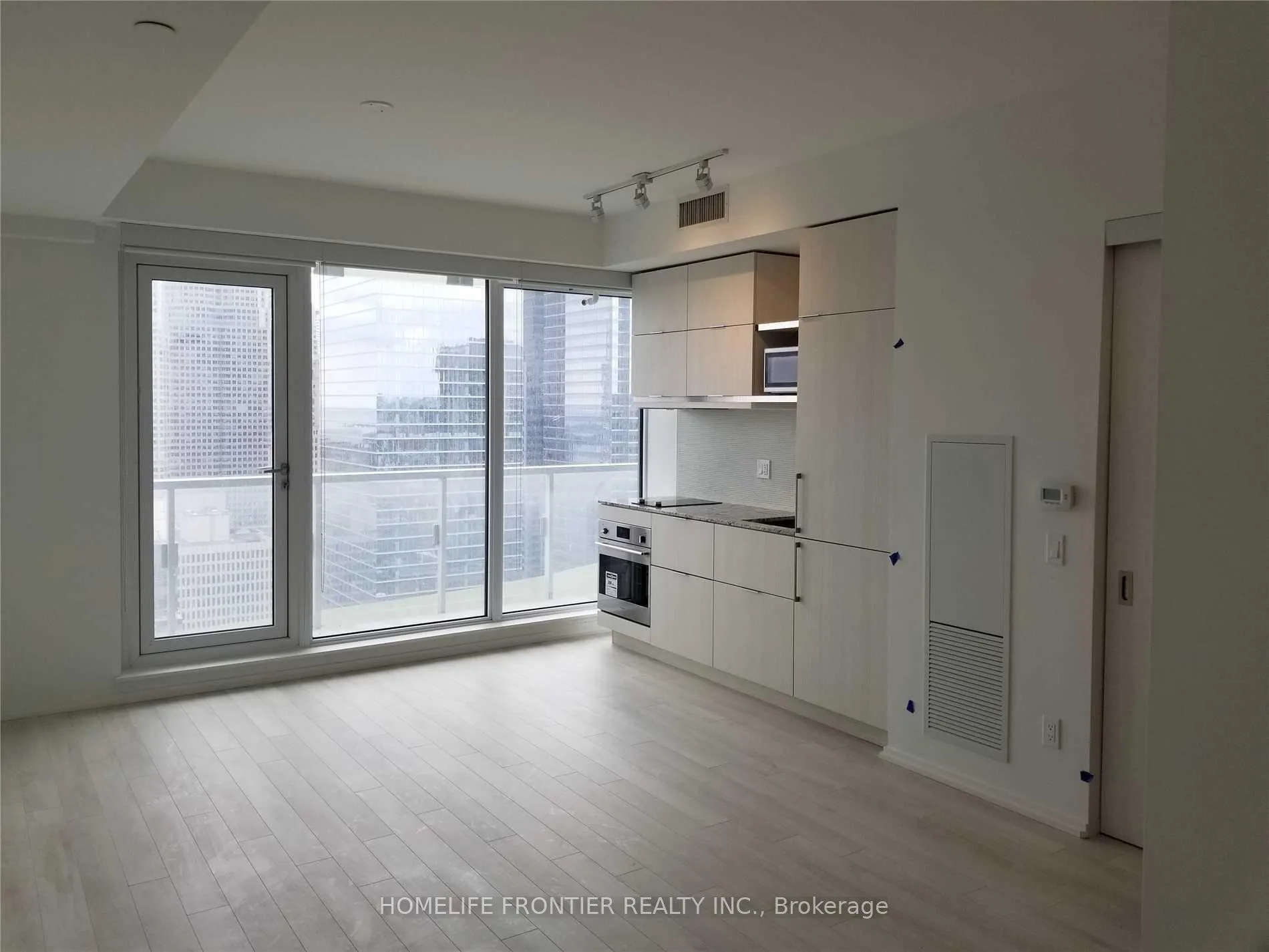 Photo 3 of Unit 3408, 197 Yonge Street, Toronto, Church-Yonge Corridor — HOMEH