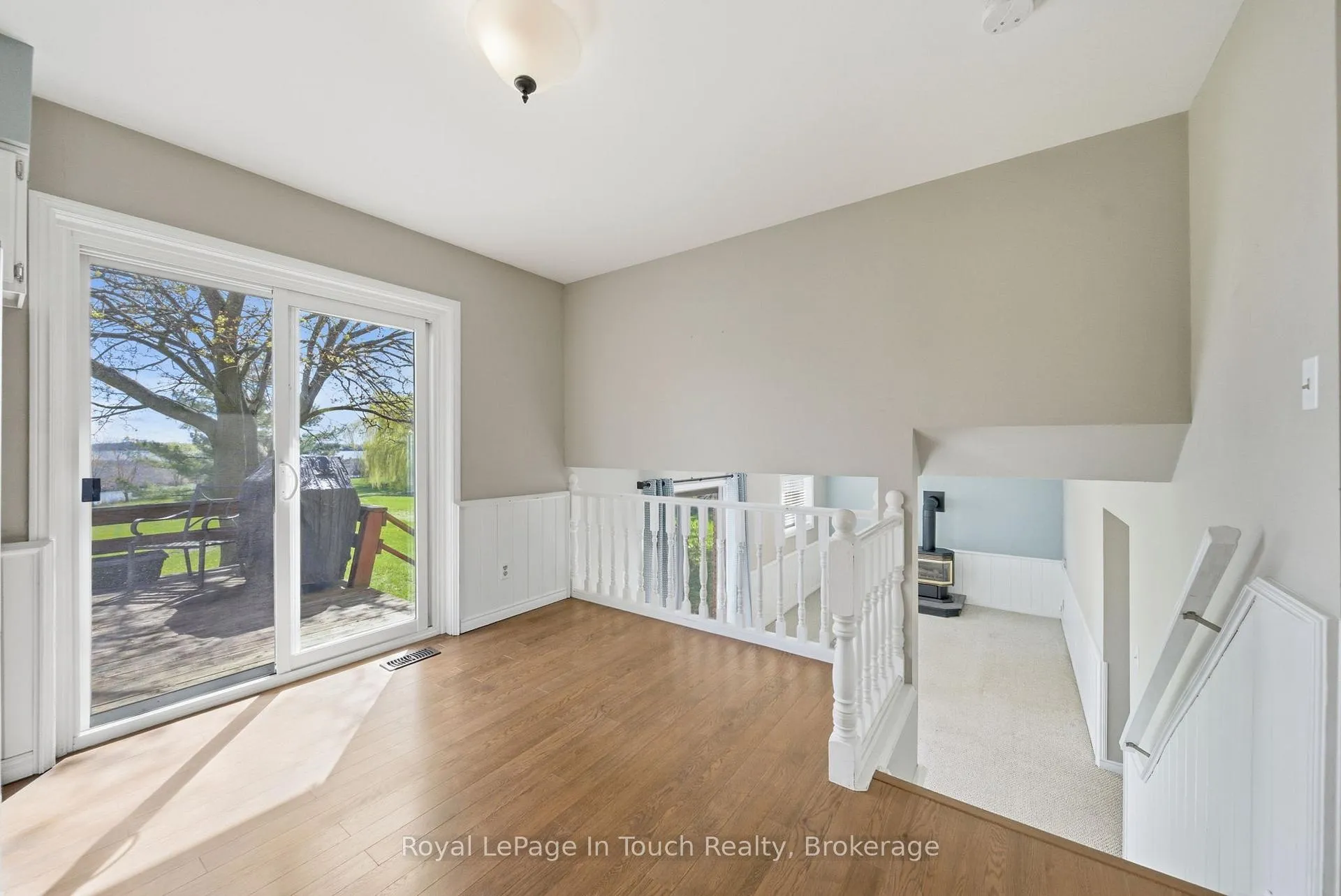 Photo 9 of 23 Wispi Shore Road, Kawartha Lakes, Lindsay — HOMEH