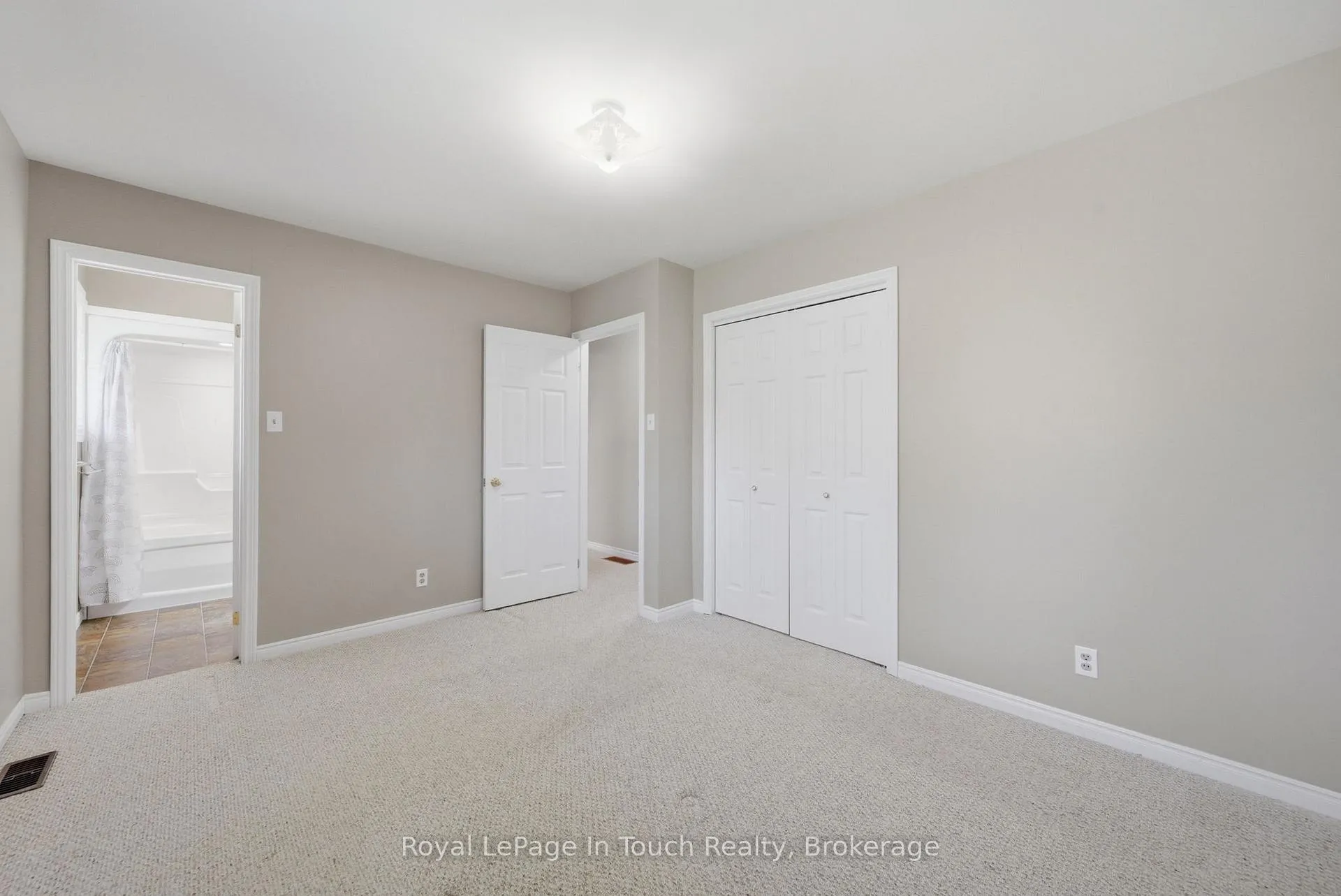 Photo 17 of 23 Wispi Shore Road, Kawartha Lakes, Lindsay — HOMEH
