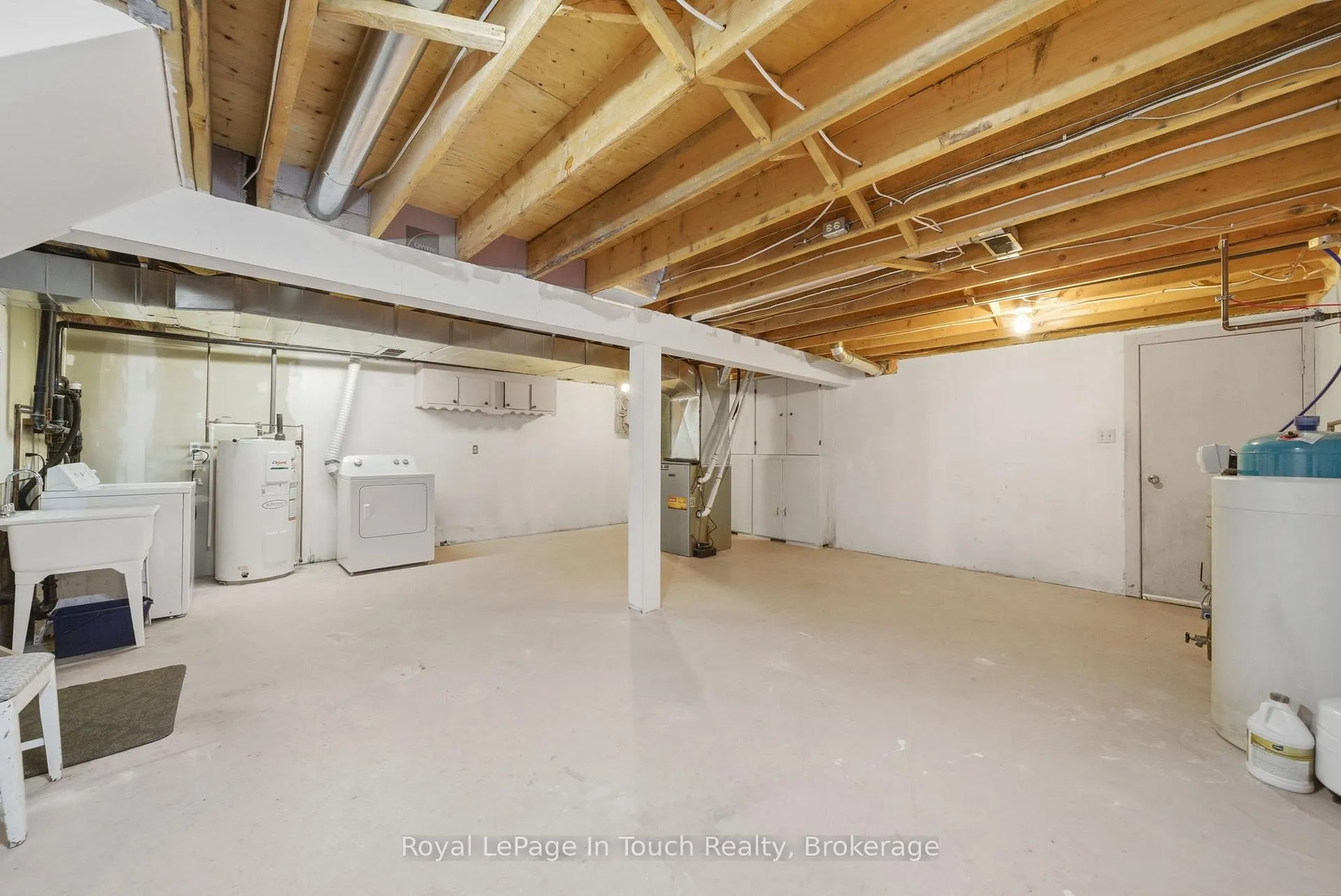 Photo 23 of 23 Wispi Shore Road, Kawartha Lakes, Lindsay — HOMEH