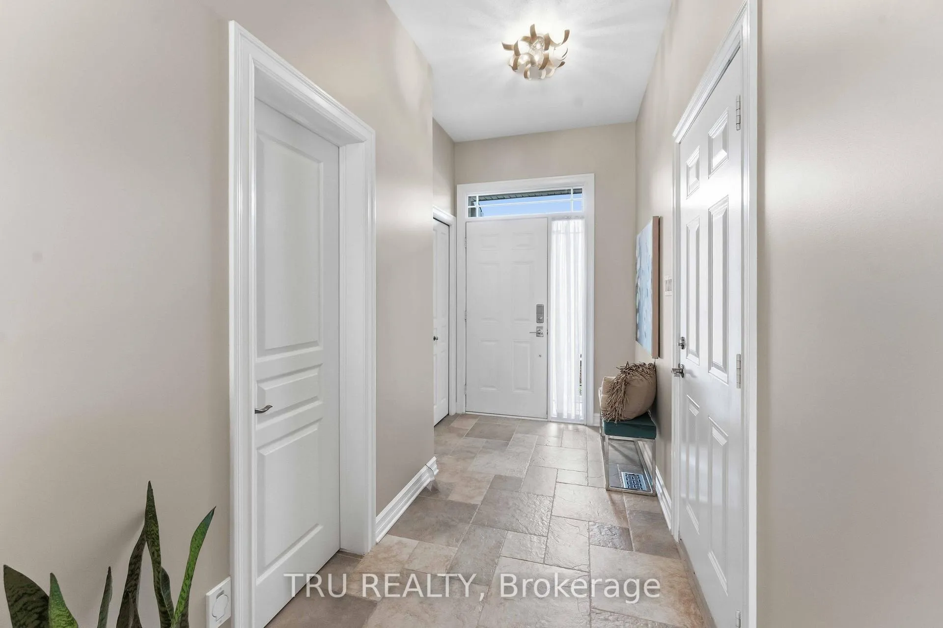 Photo 5 of 449 Celtic Ridge Crescent, Ottawa, Kanata - Morgan's Grant/South March — HOMEH