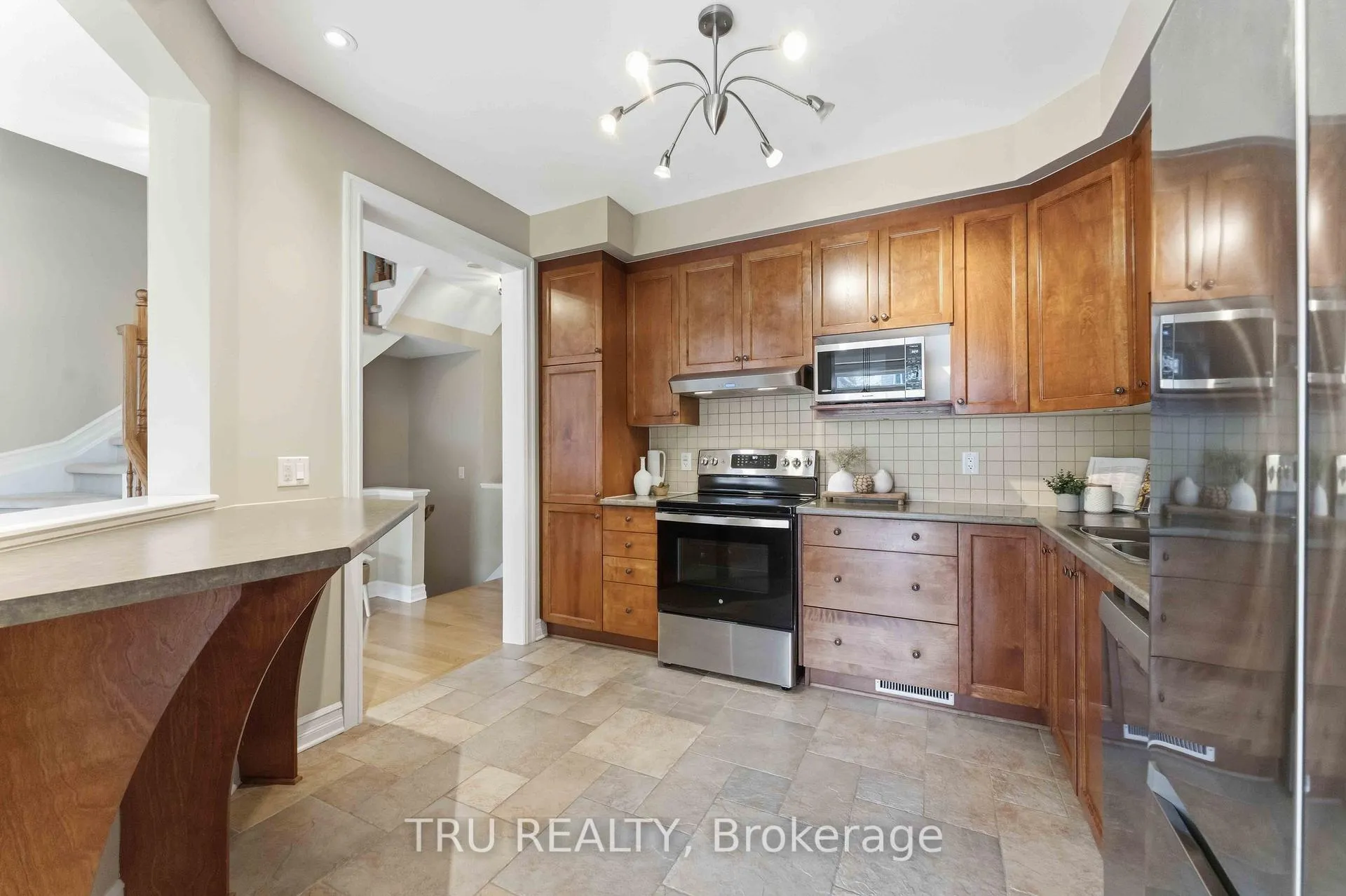Photo 19 of 449 Celtic Ridge Crescent, Ottawa, Kanata - Morgan's Grant/South March — HOMEH