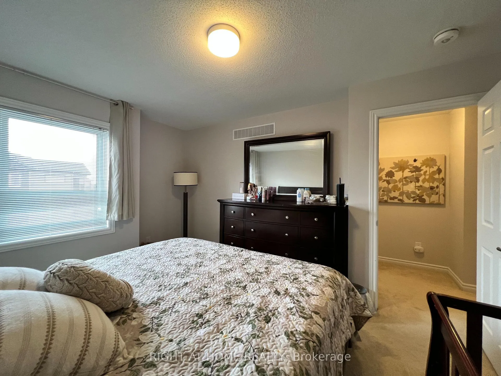 Photo 11 of 905 Nautilus Private, Ottawa, Kanata - Emerald Meadows/Trailwest — HOMEH