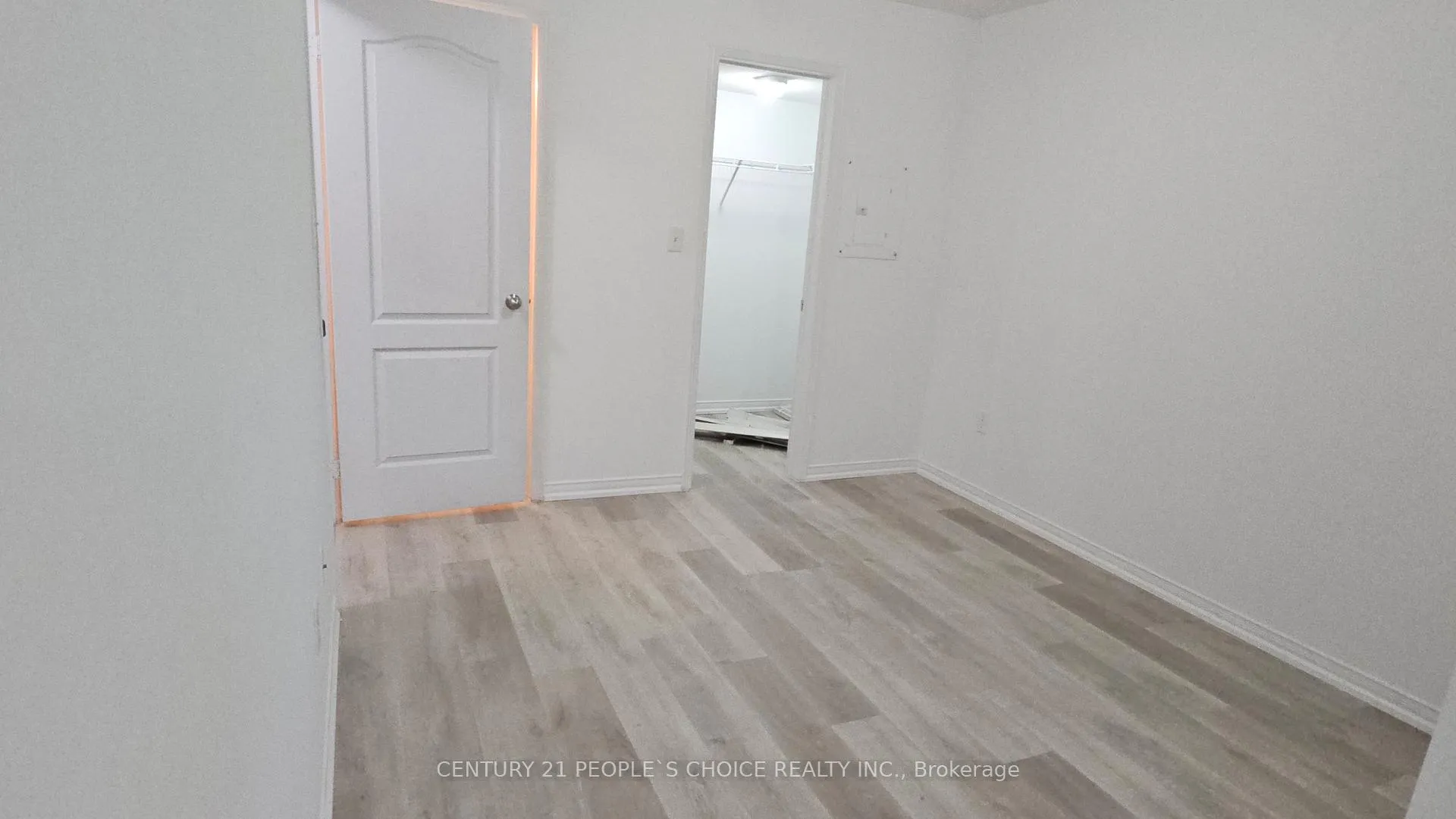 Photo 10 of Unit #5, 2500 Post Road, Oakville, River Oaks — HOMEH