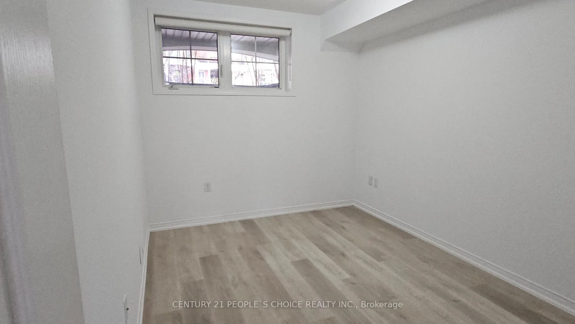 Photo 14 of Unit #5, 2500 Post Road, Oakville, River Oaks — HOMEH