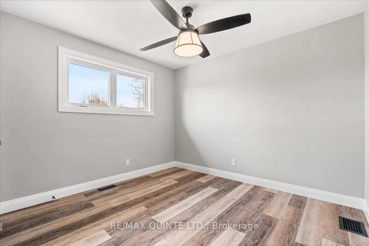 Photo 11 of Unit 3, 865 Old 2 Highway, Quinte West, Sidney Ward — HOMEH