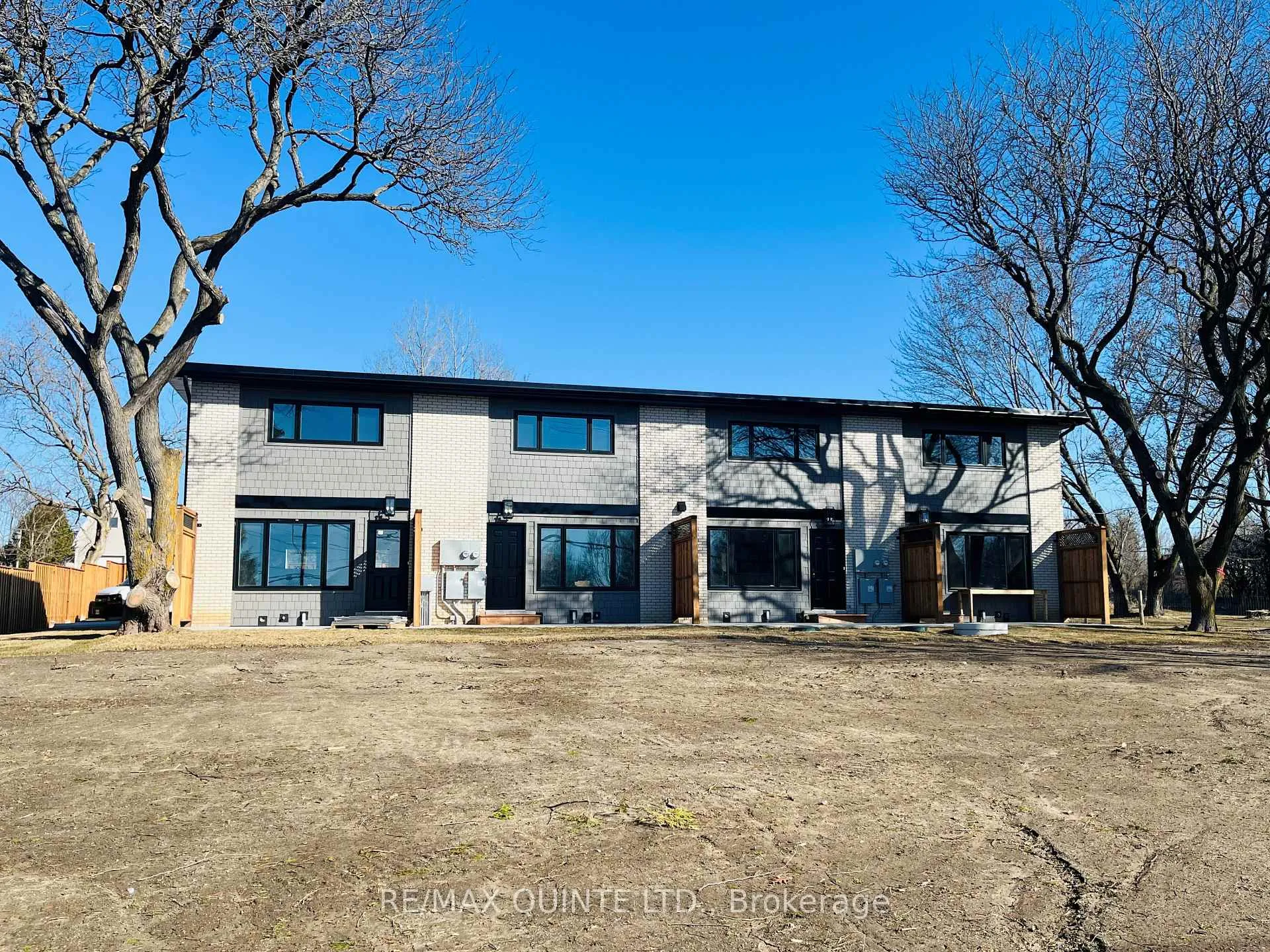 Photo 20 of Unit 3, 865 Old 2 Highway, Quinte West, Sidney Ward — HOMEH