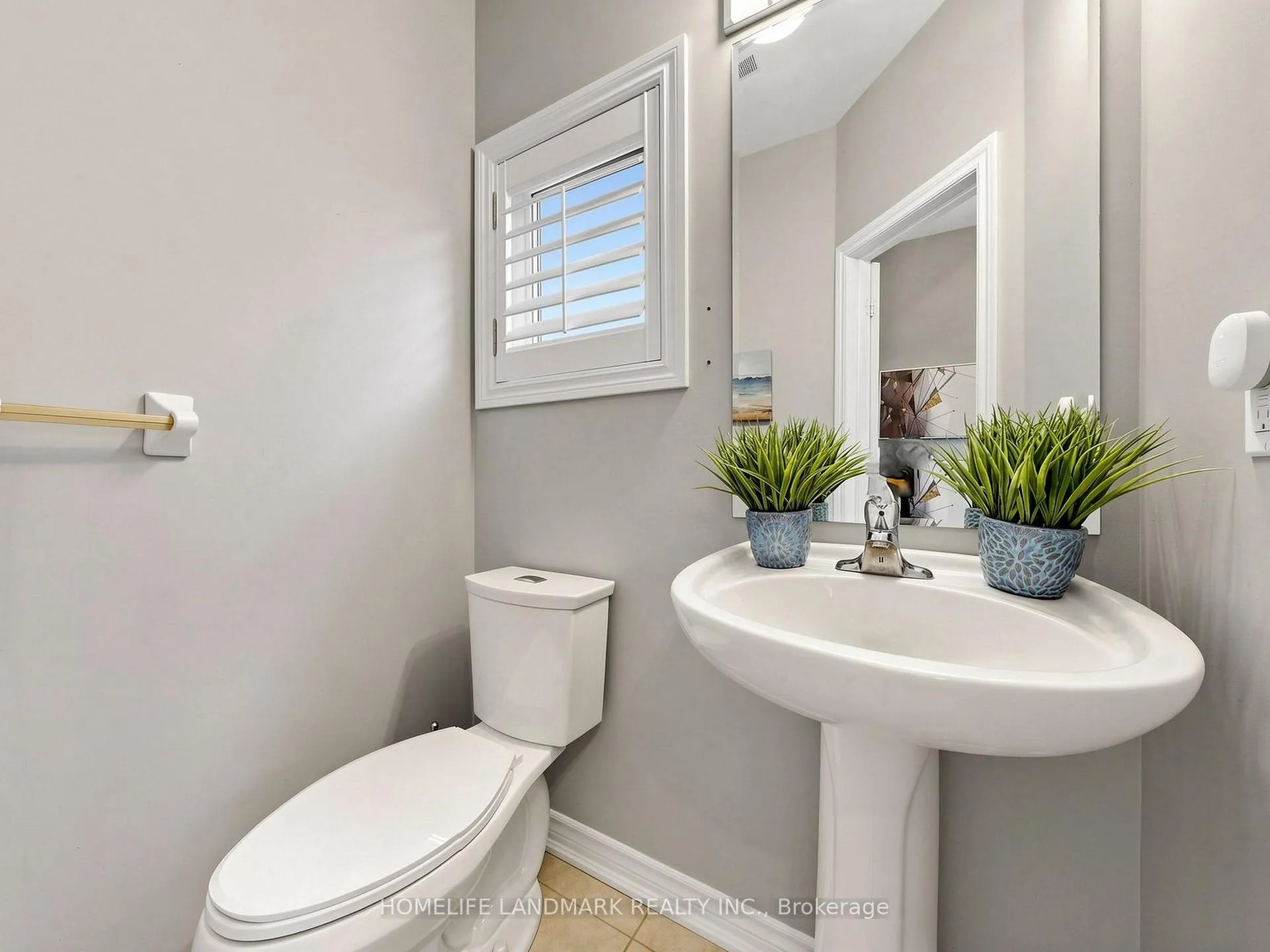 Photo 10 of 84 Lewis Honey Drive, Aurora, Bayview Northeast — HOMEH