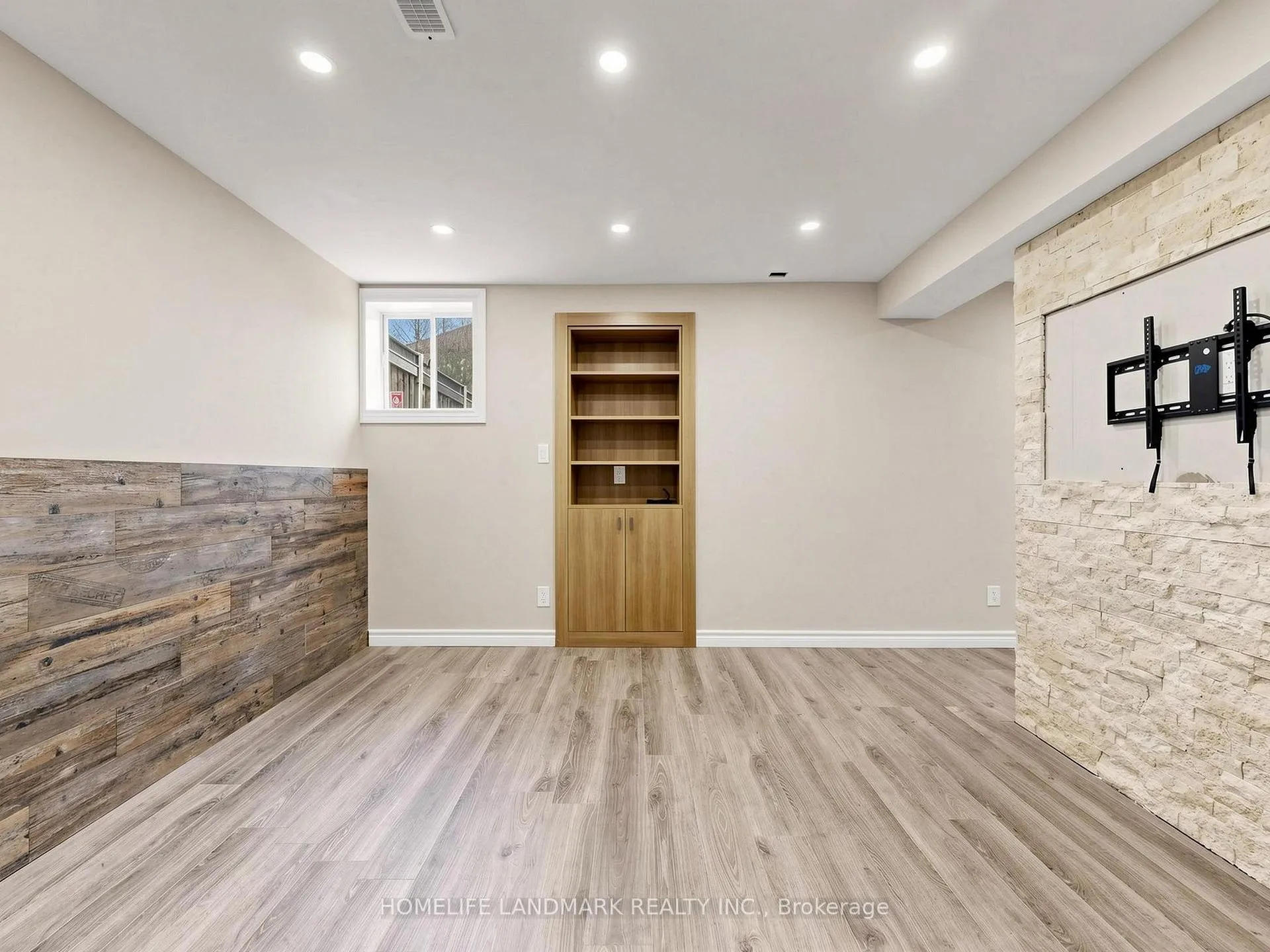 Photo 27 of 84 Lewis Honey Drive, Aurora, Bayview Northeast — HOMEH