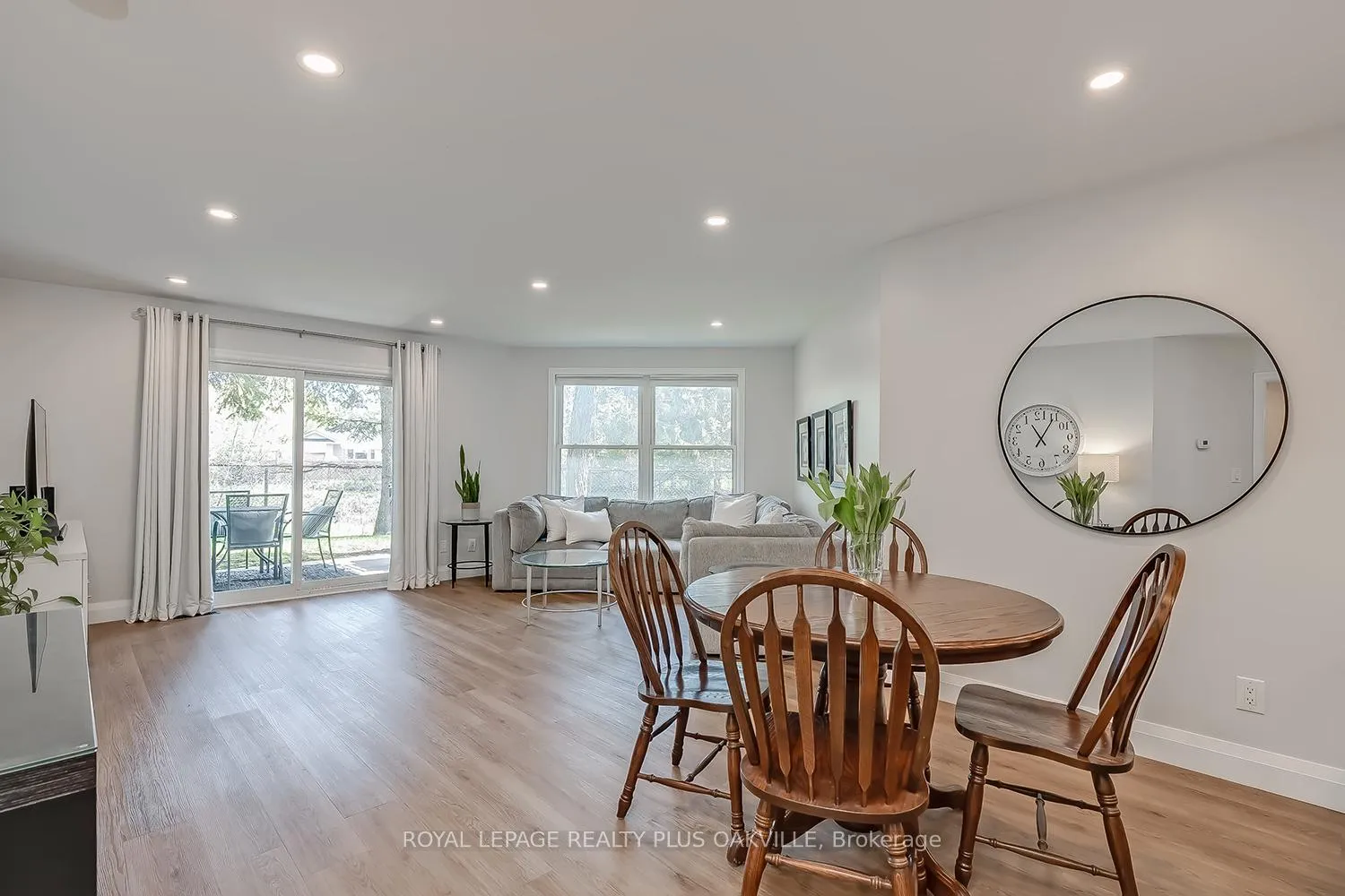 Photo 10 of Unit 205, 1220 Thorpe Road, Burlington, Brant — HOMEH