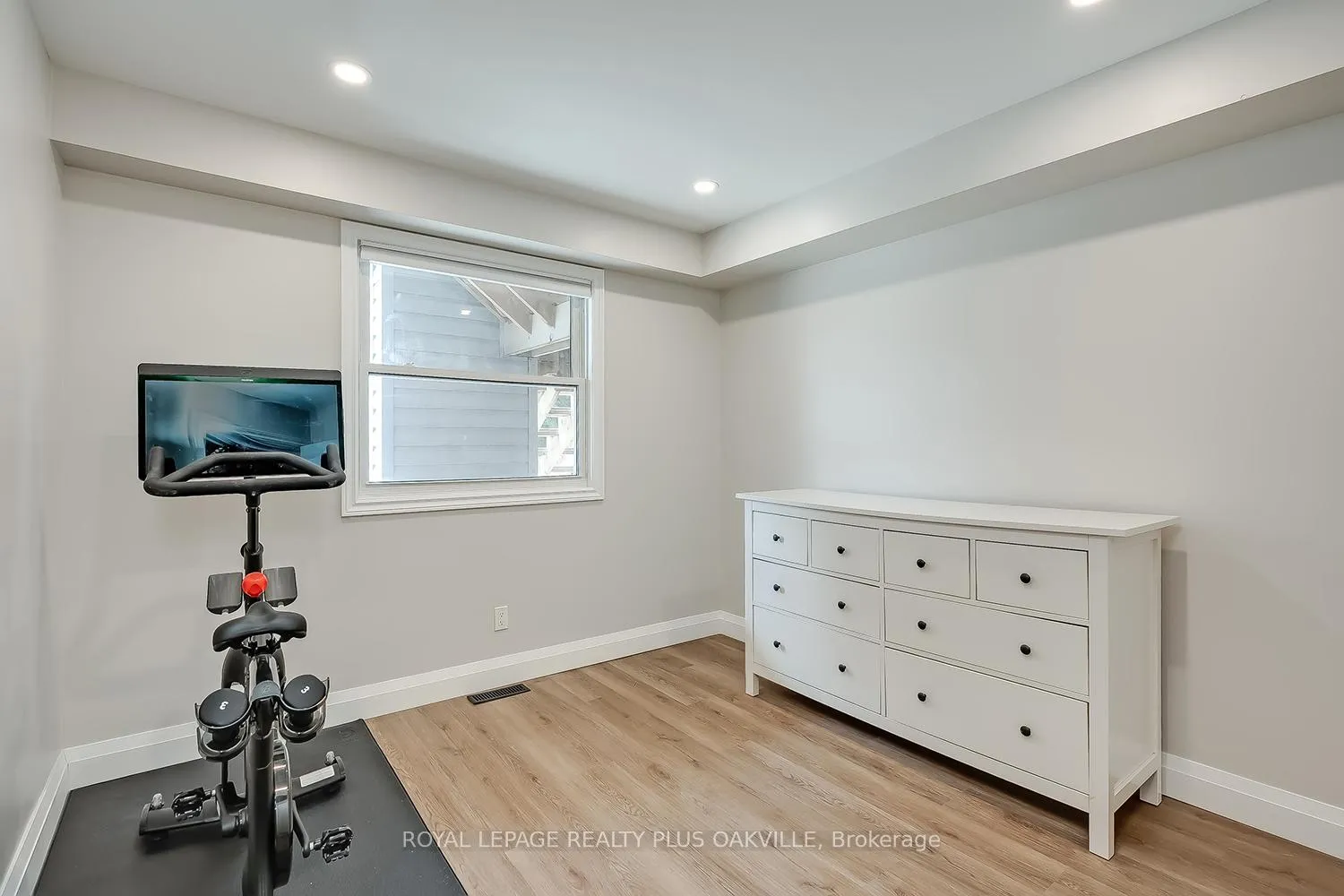 Photo 16 of Unit 205, 1220 Thorpe Road, Burlington, Brant — HOMEH