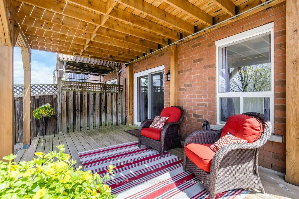 Photo 42 of 324 Cundles Road E, Barrie, Little Lake — HOMEH