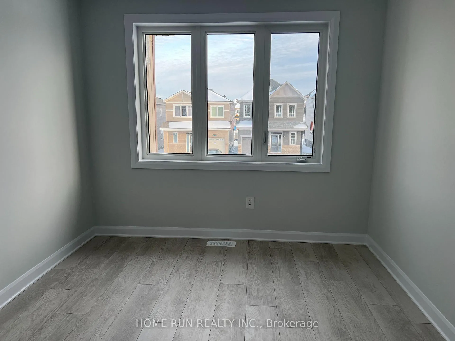 Photo 8 of 144 Invention Boulevard, Ottawa, Kanata - Morgan's Grant/South March — HOMEH