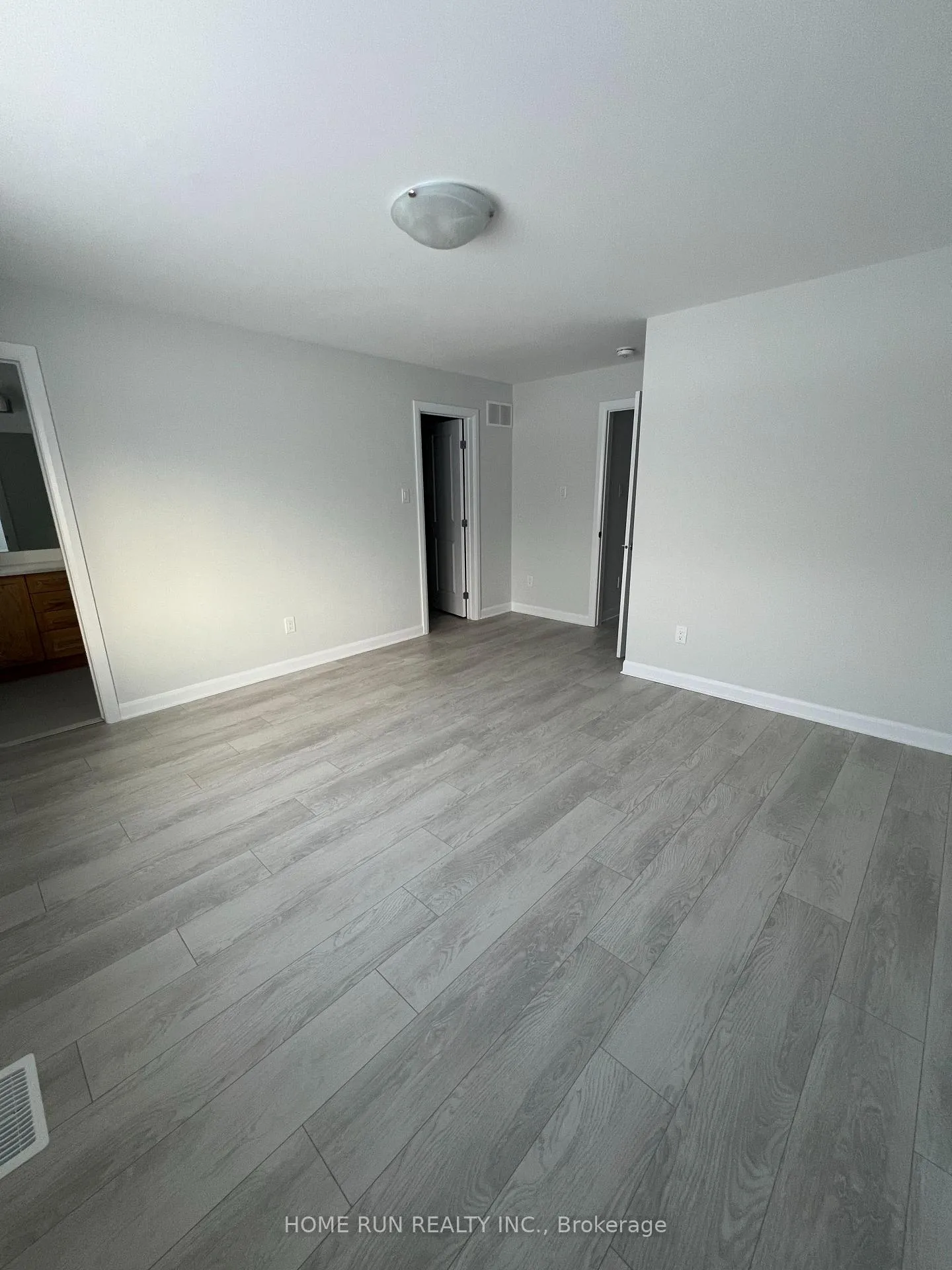 Photo 12 of 144 Invention Boulevard, Ottawa, Kanata - Morgan's Grant/South March — HOMEH
