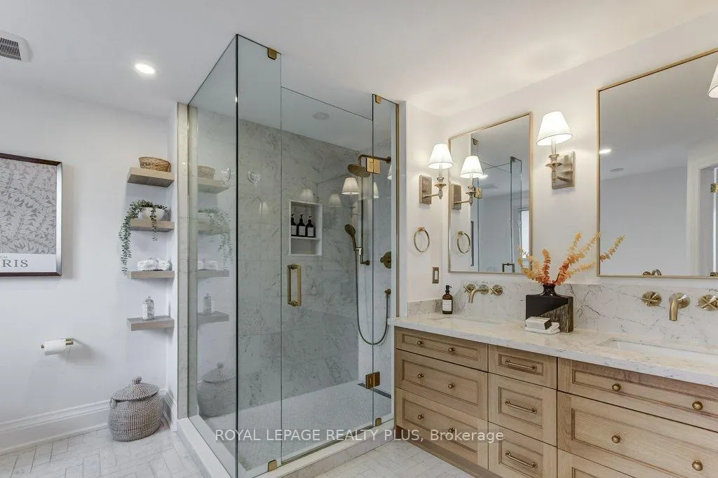 Photo 26 of 92 Morrison Creek Crescent, Oakville, River Oaks — HOMEH