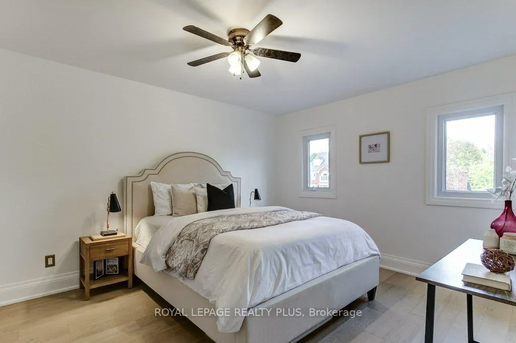 Photo 28 of 92 Morrison Creek Crescent, Oakville, River Oaks — HOMEH