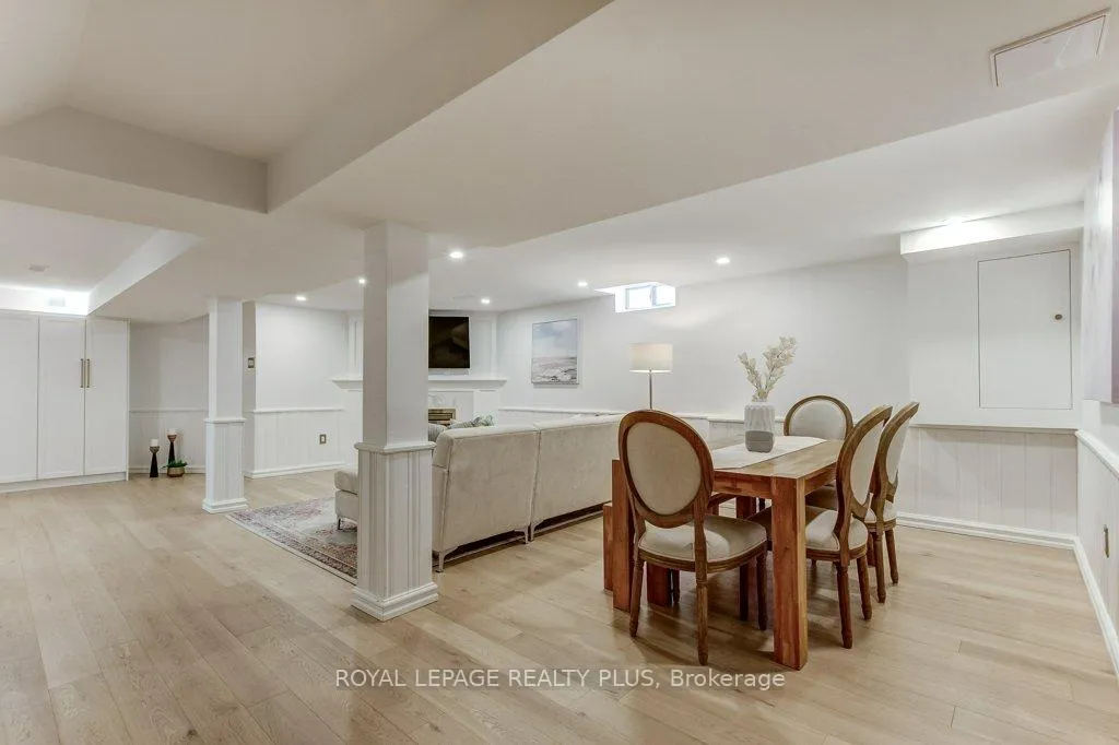 Photo 33 of 92 Morrison Creek Crescent, Oakville, River Oaks — HOMEH