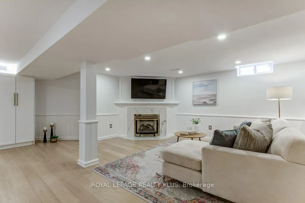 Photo 34 of 92 Morrison Creek Crescent, Oakville, River Oaks — HOMEH