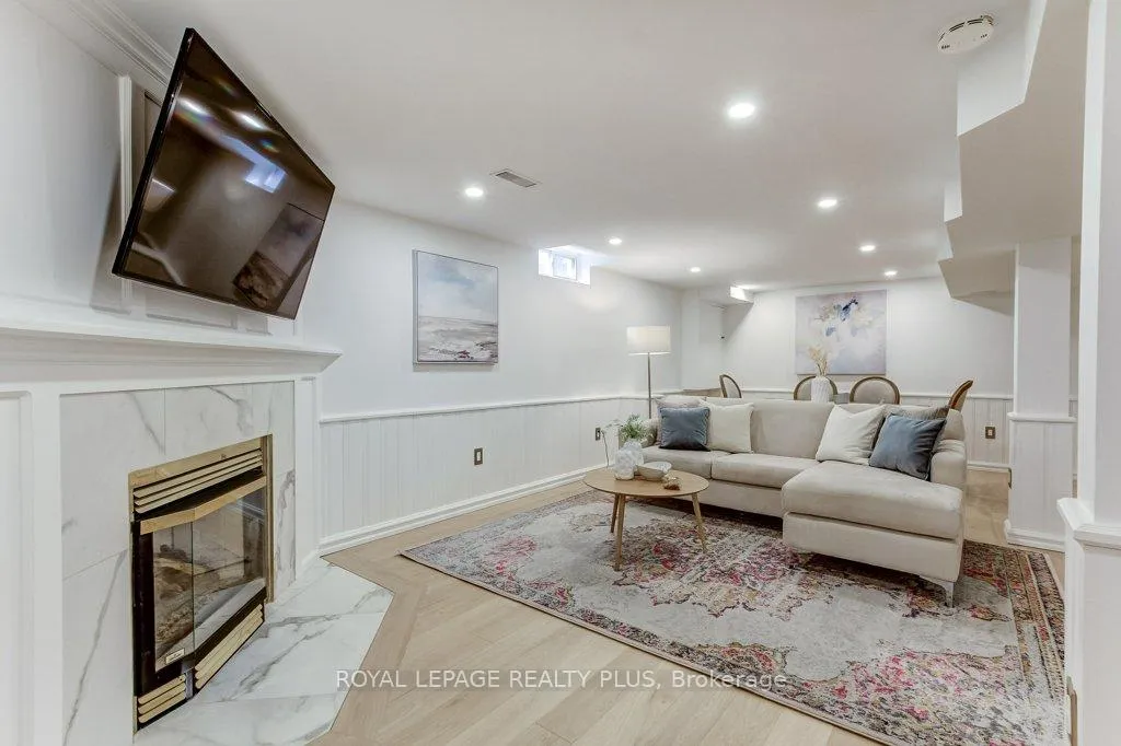 Photo 35 of 92 Morrison Creek Crescent, Oakville, River Oaks — HOMEH