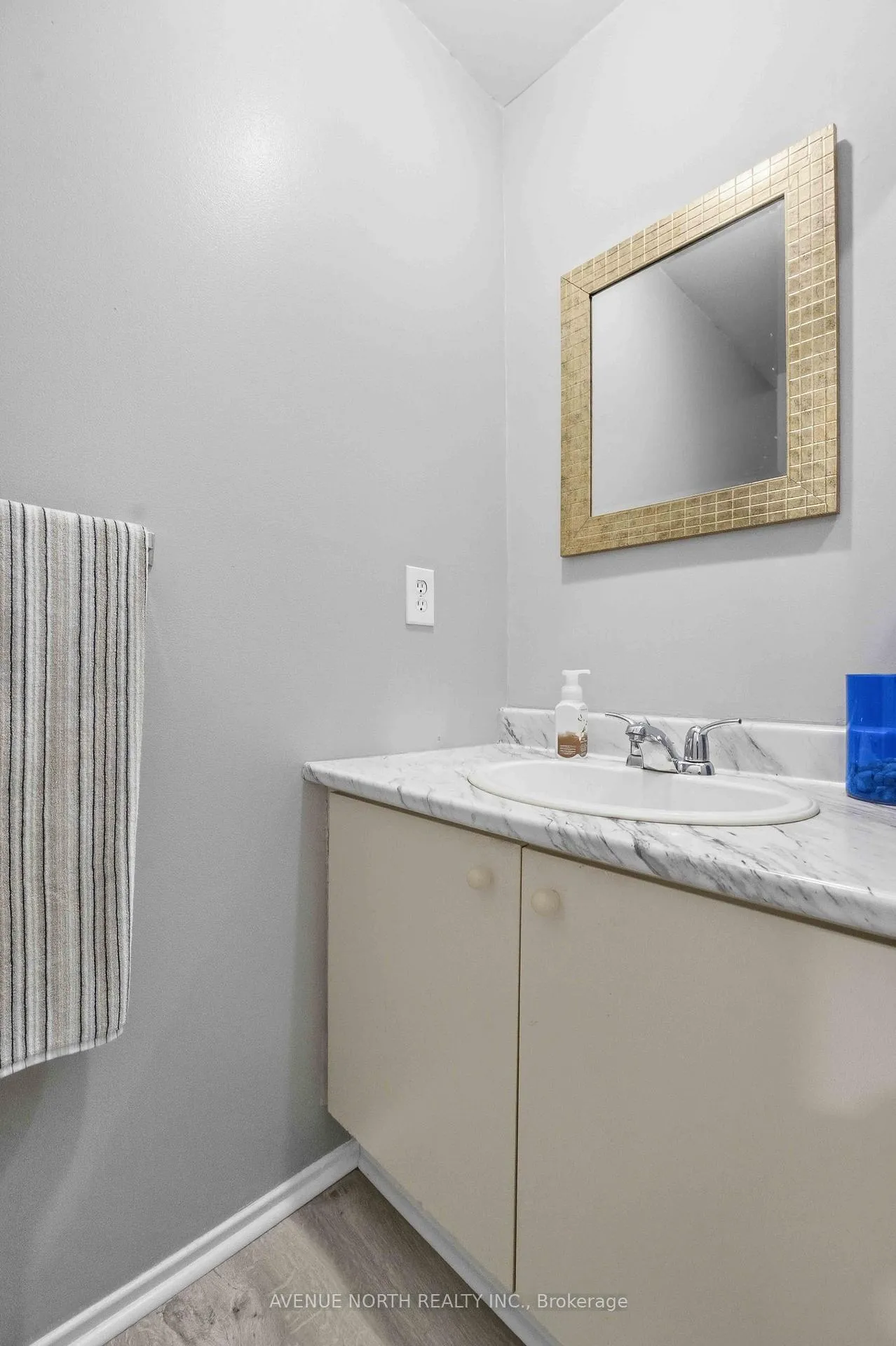 Photo 5 of 6467 Natalie Way, Ottawa, Chateauneuf — HOMEH