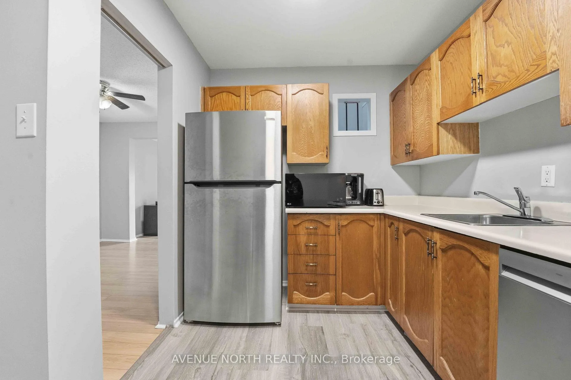 Photo 10 of 6467 Natalie Way, Ottawa, Chateauneuf — HOMEH