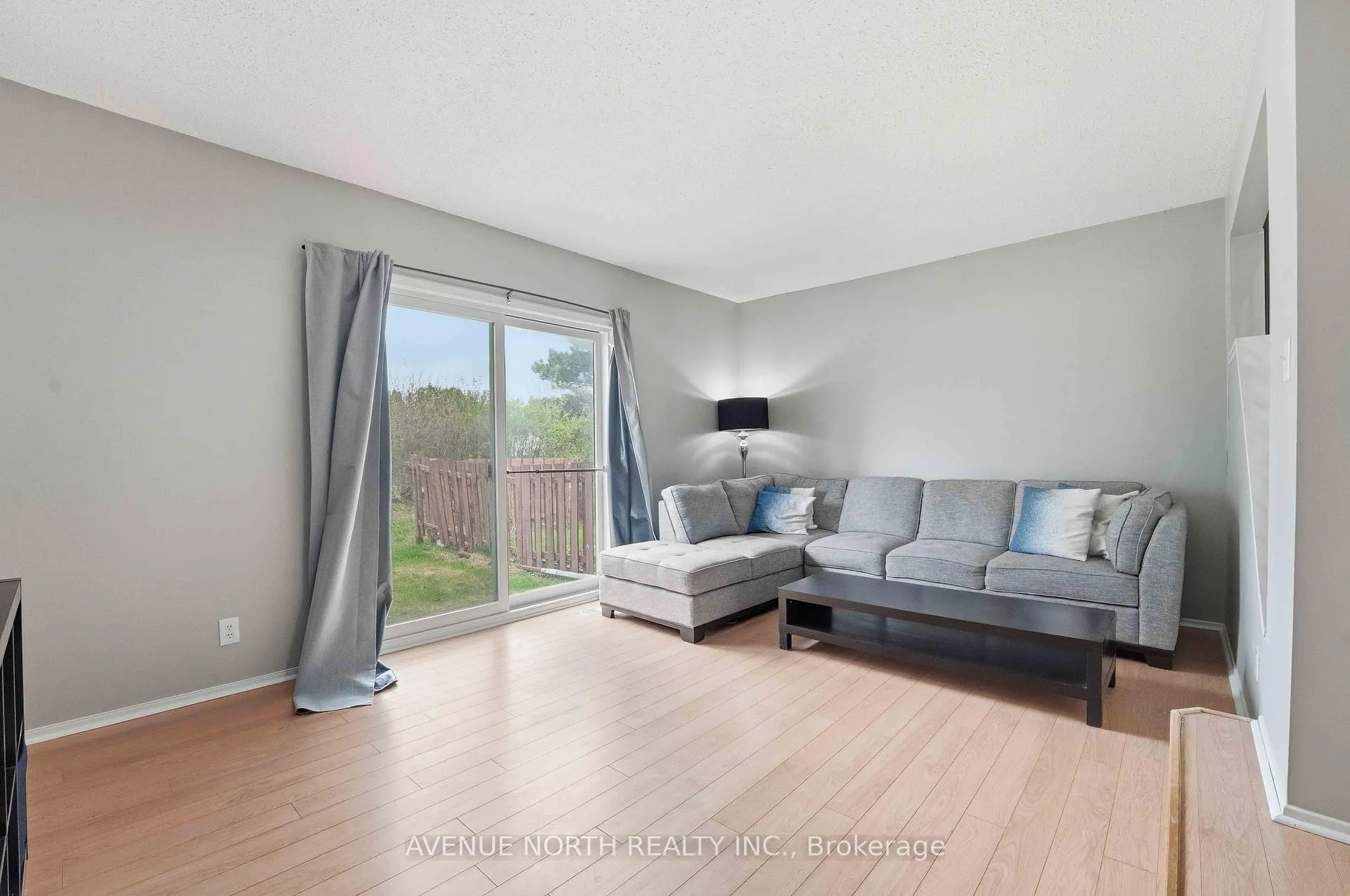 Photo 14 of 6467 Natalie Way, Ottawa, Chateauneuf — HOMEH