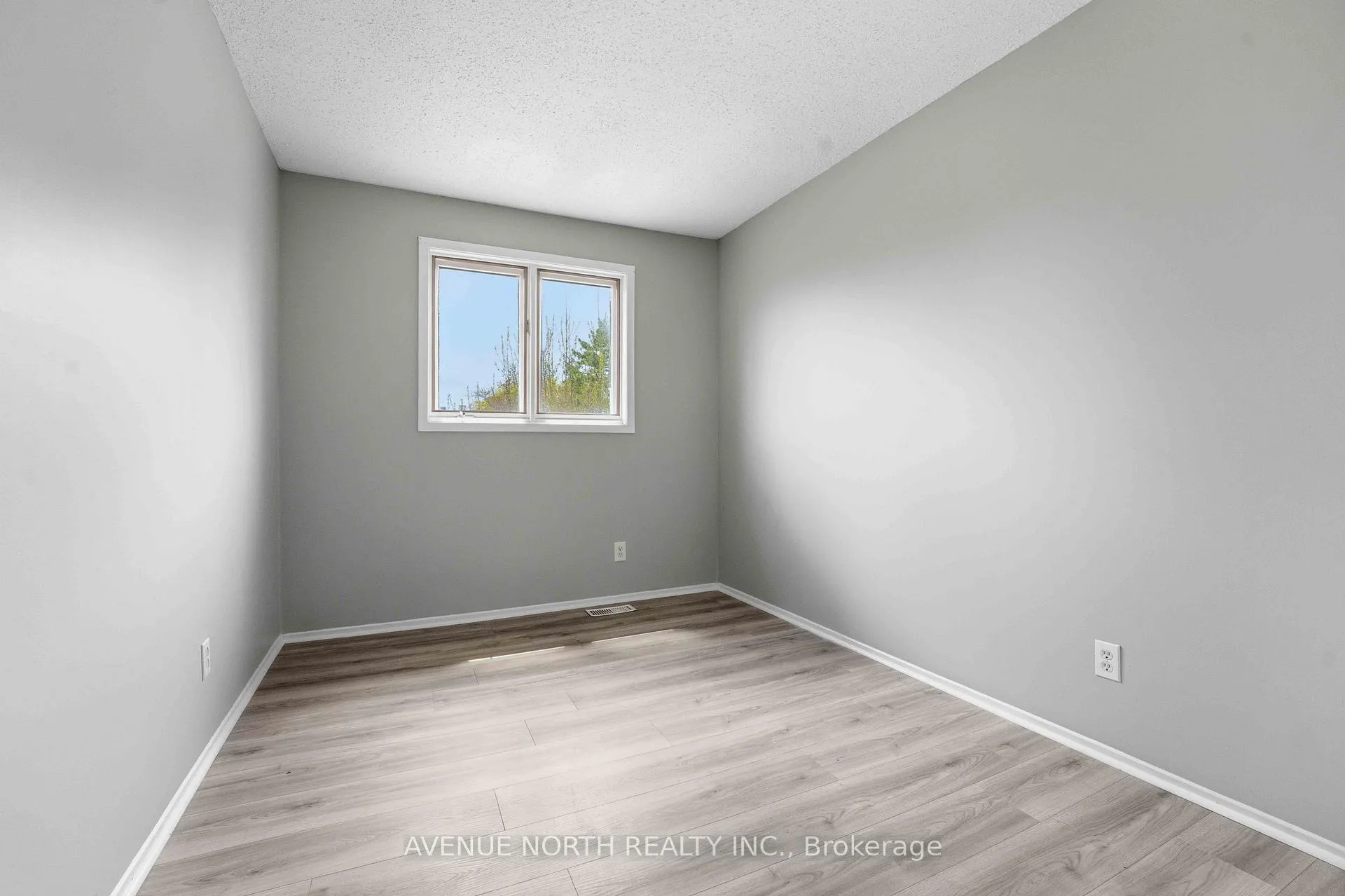 Photo 28 of 6467 Natalie Way, Ottawa, Chateauneuf — HOMEH