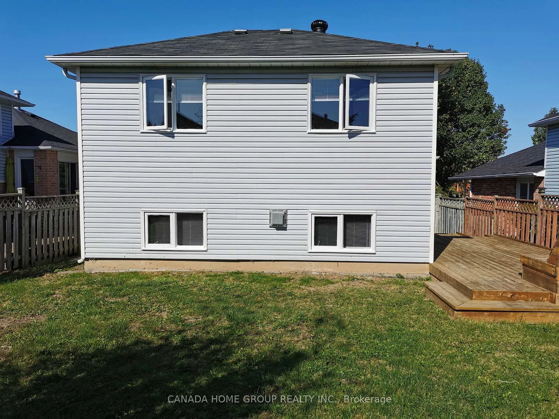 Photo 9 of 48 Pae Drive, Barrie, Painswick North — HOMEH