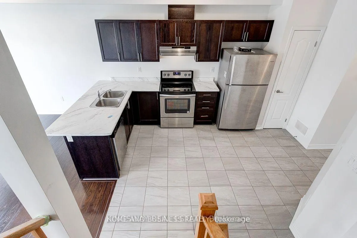 Photo 11 of 86 Bradbury Road, Hamilton, Stoney Creek Mountain — HOMEH