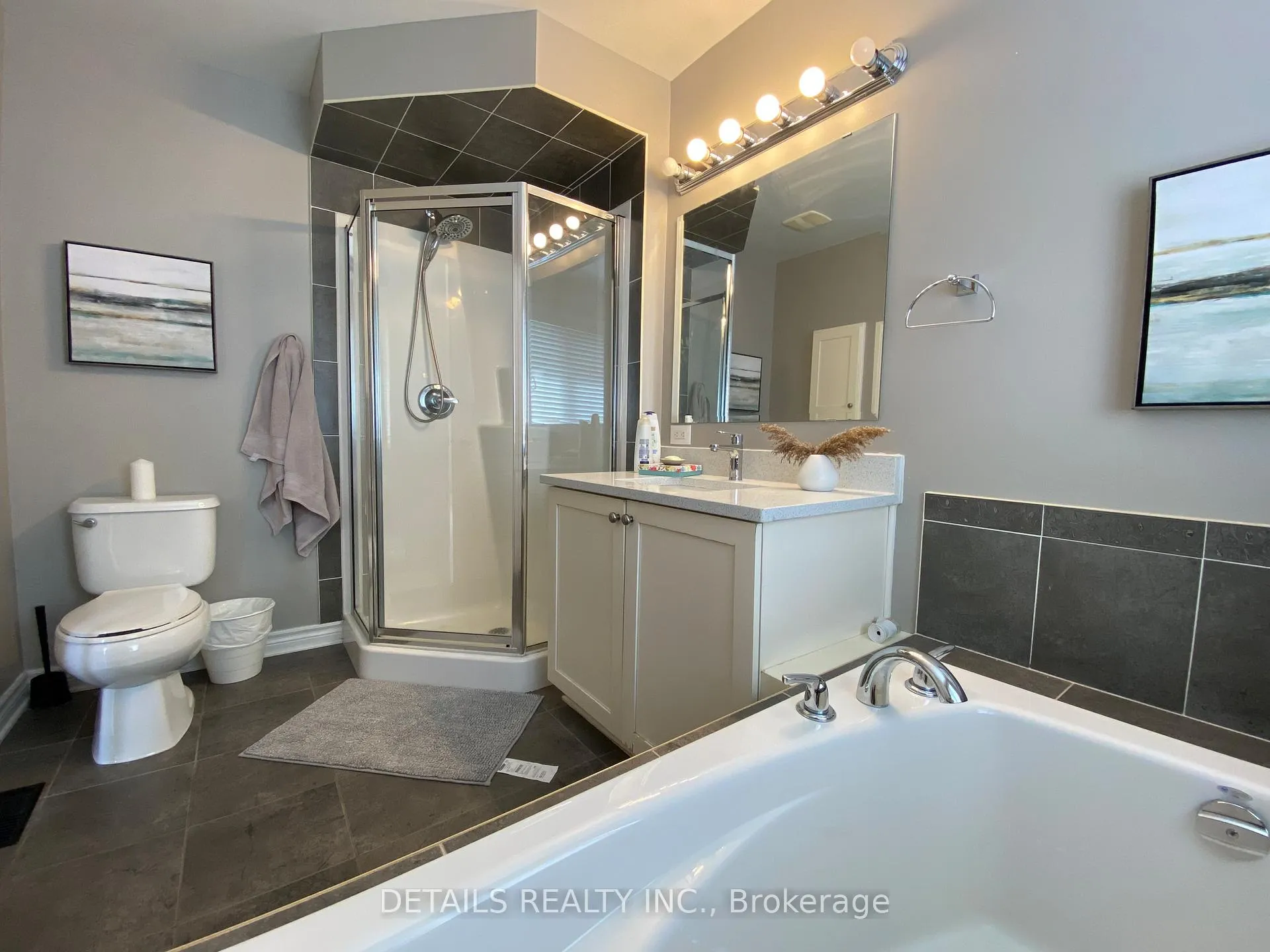 Photo 14 of 29 Torbec Avenue, Ottawa, Kanata - Kanata Lakes/Heritage Hills — HOMEH