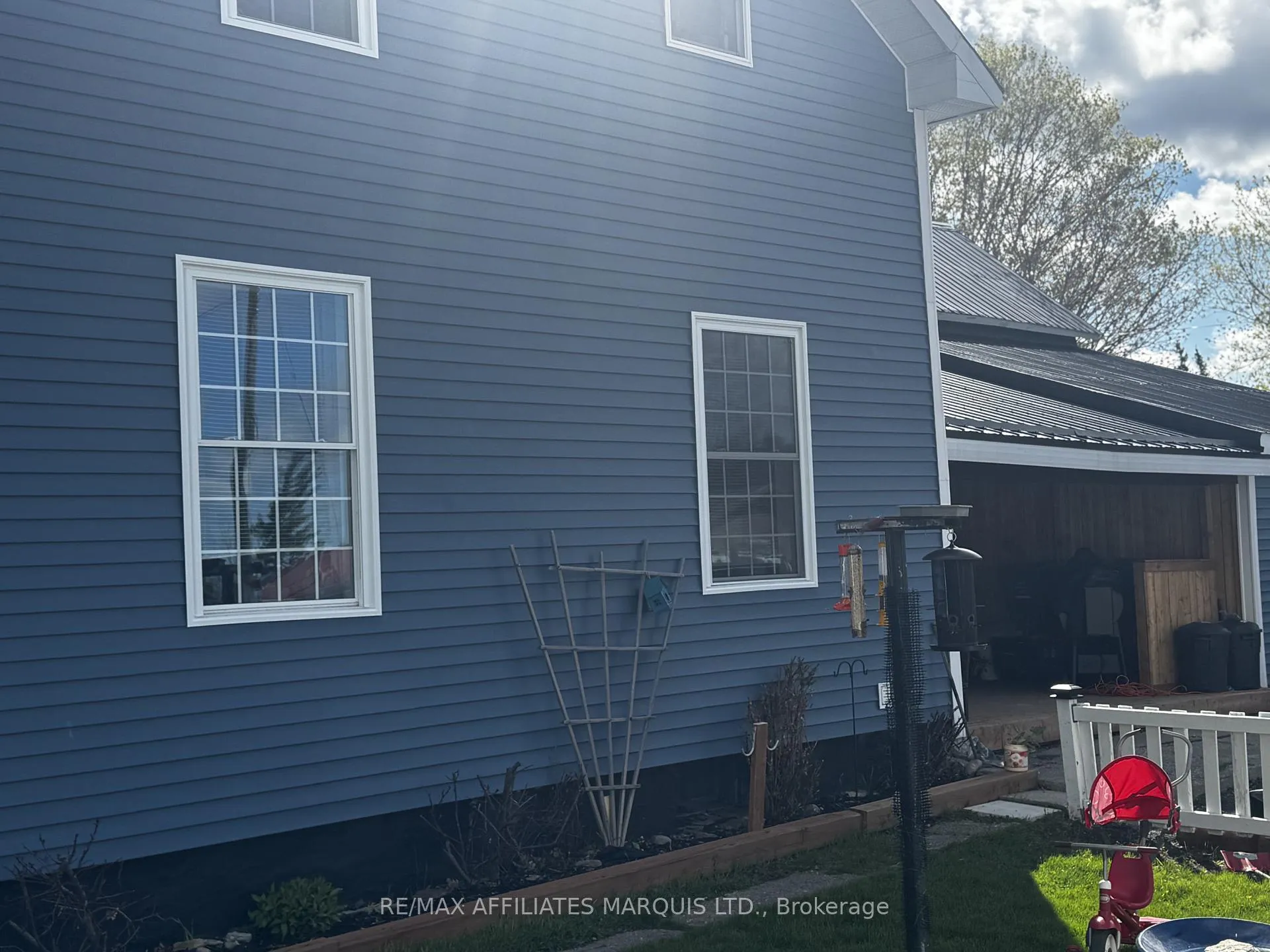 Photo 5 of 58 Kenyon Street W, North Glengarry, Alexandria — HOMEH