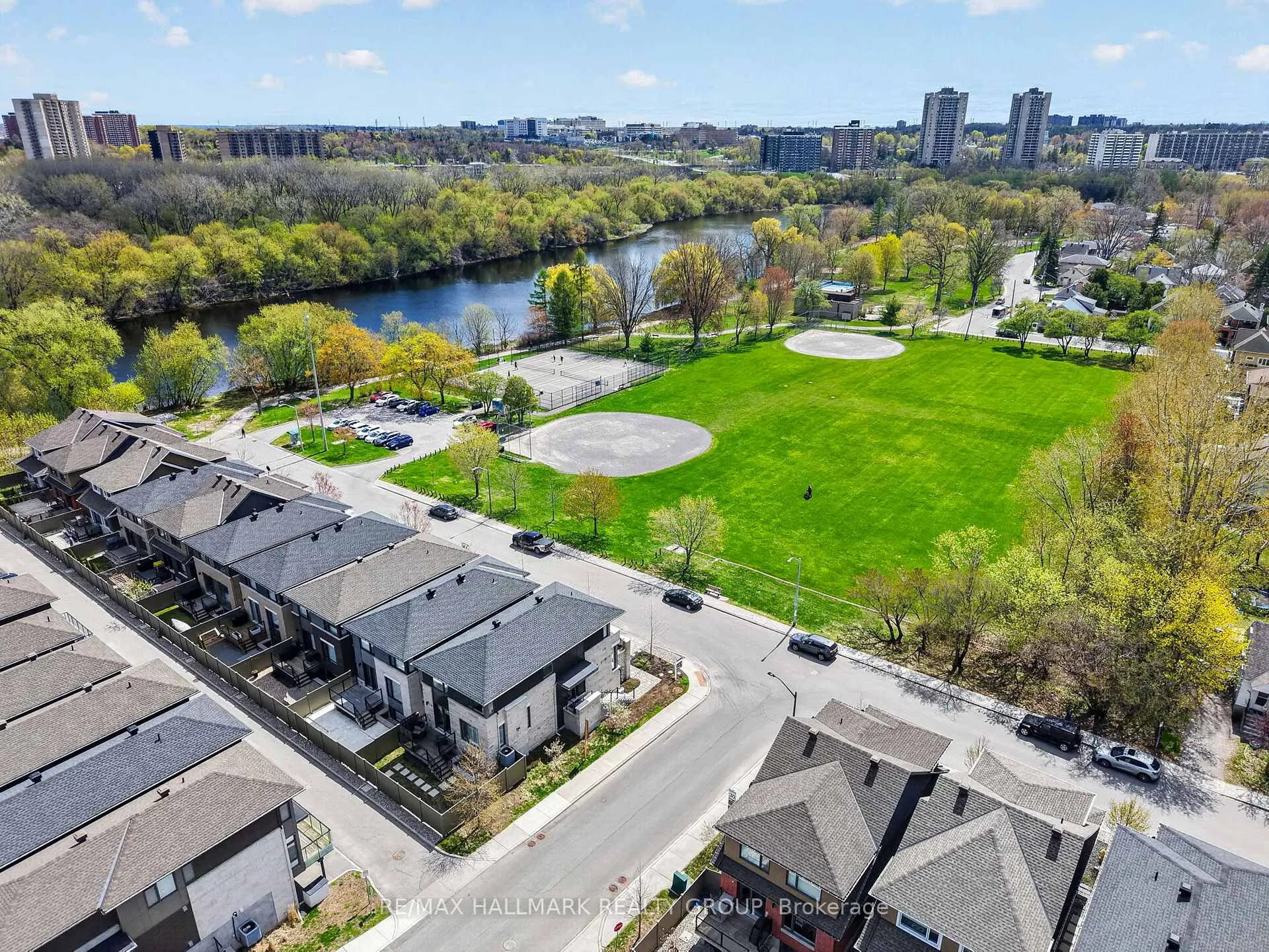Photo 5 of 30 Telmon Street, Ottawa, Ottawa East — HOMEH