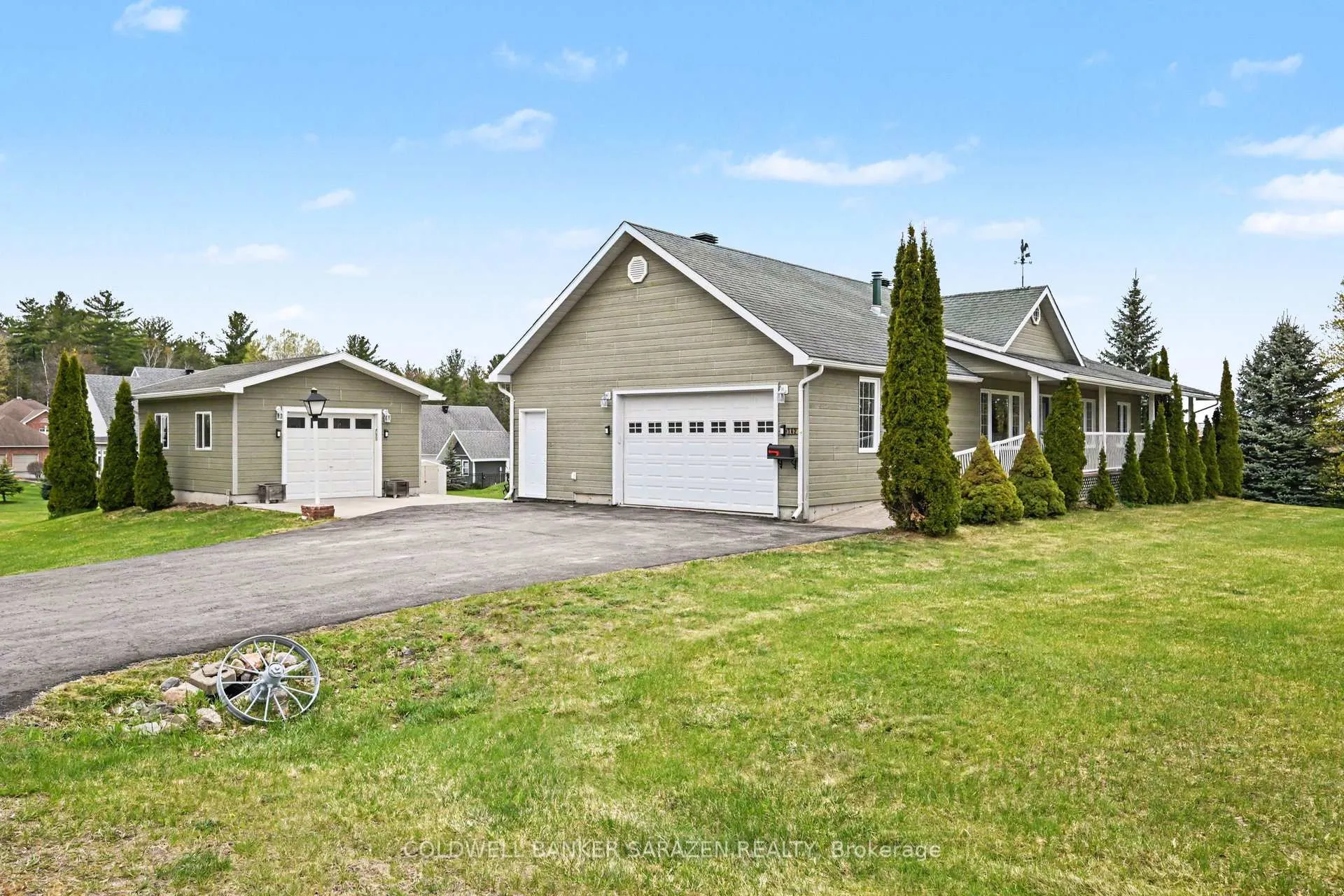 Photo 5 of 162 Erindale Avenue, Renfrew — HOMEH