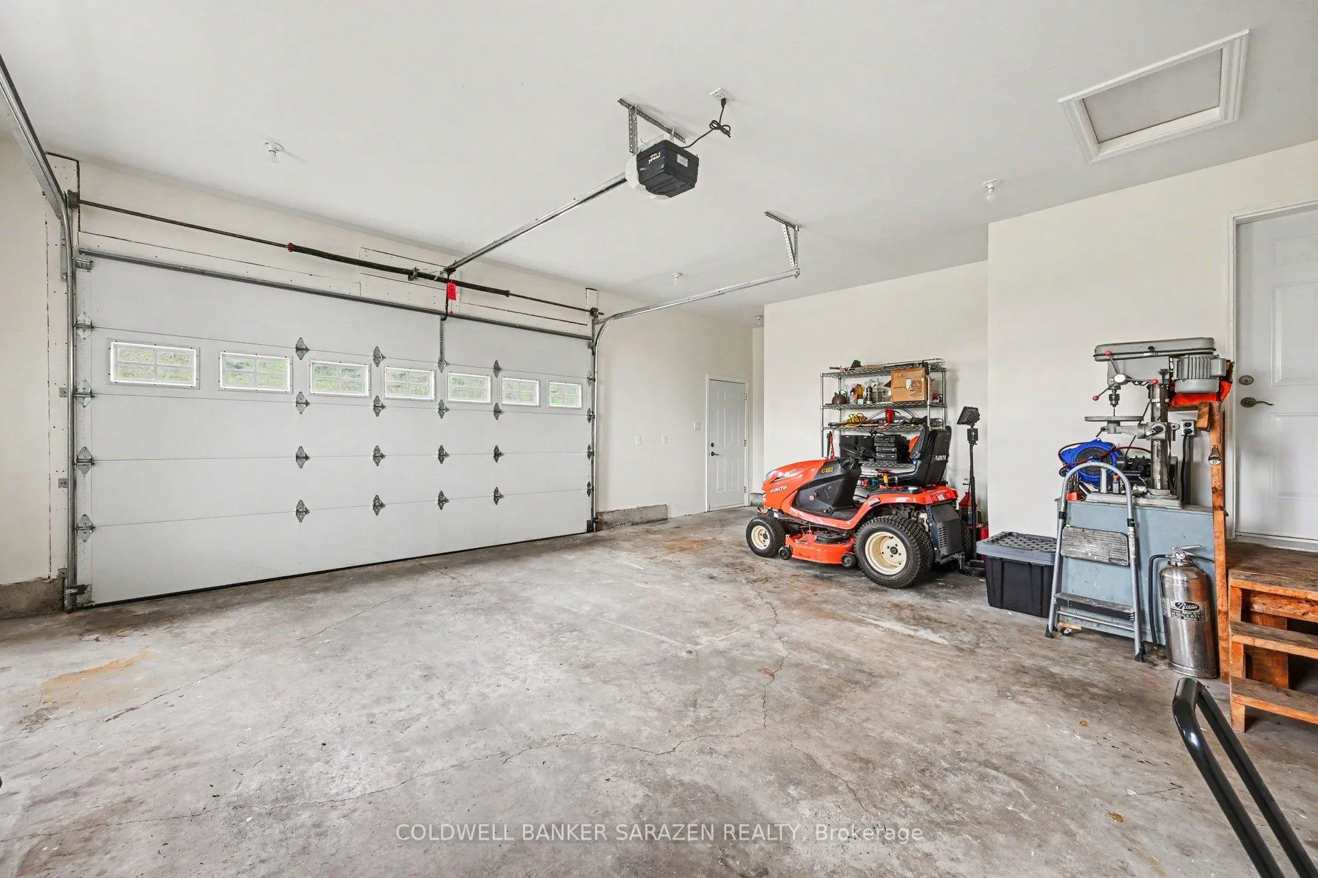 Photo 21 of 162 Erindale Avenue, Renfrew — HOMEH