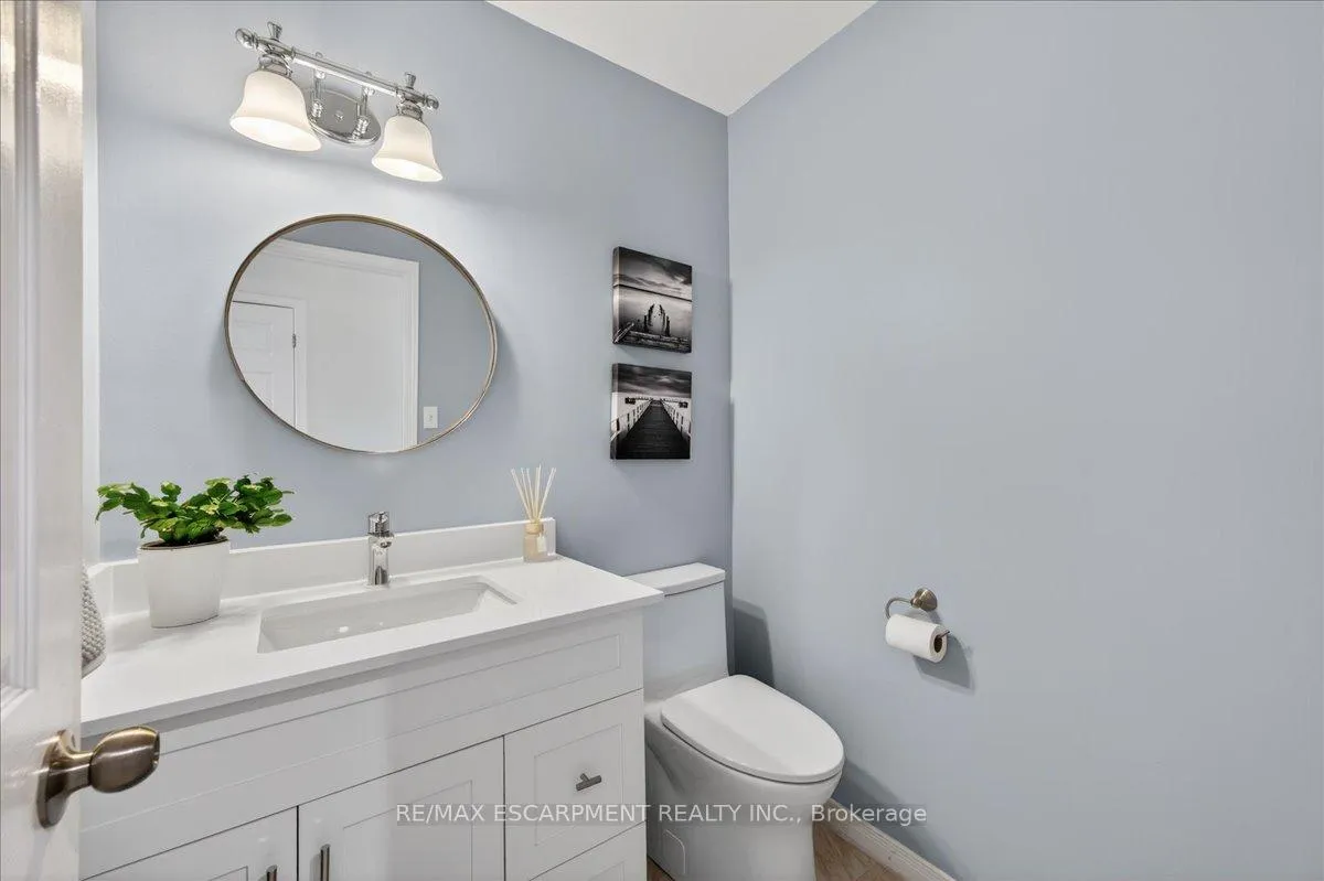 Photo 12 of 54 Goldcrest Drive, Hamilton, Stoney Creek — HOMEH