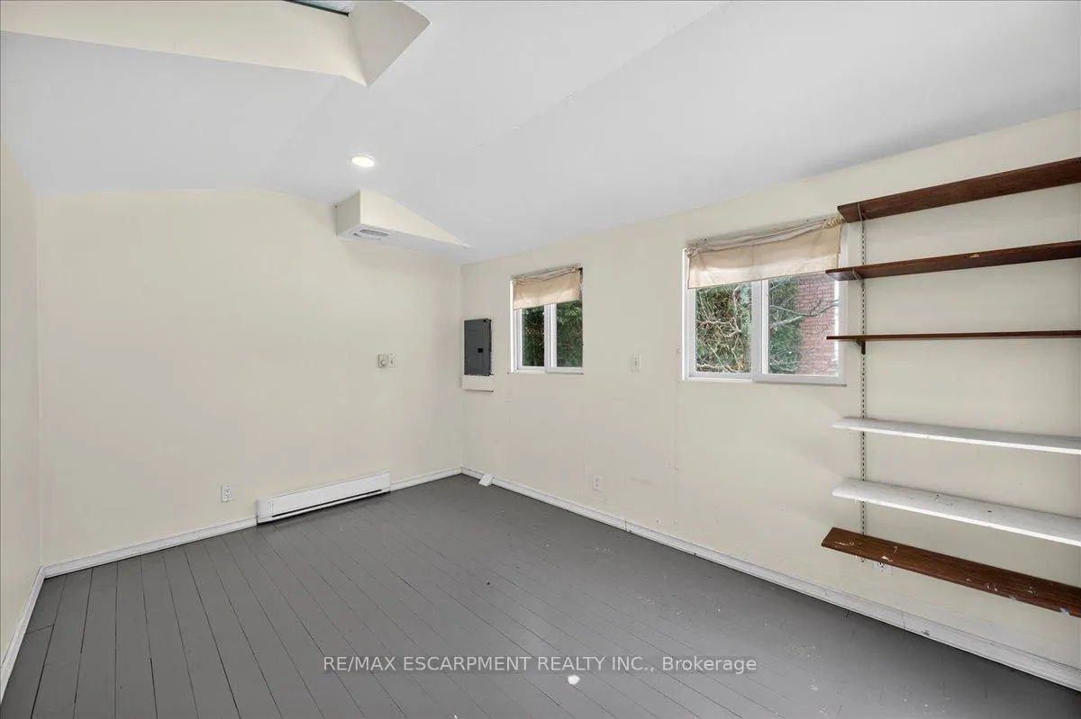 Photo 45 of 54 Goldcrest Drive, Hamilton, Stoney Creek — HOMEH