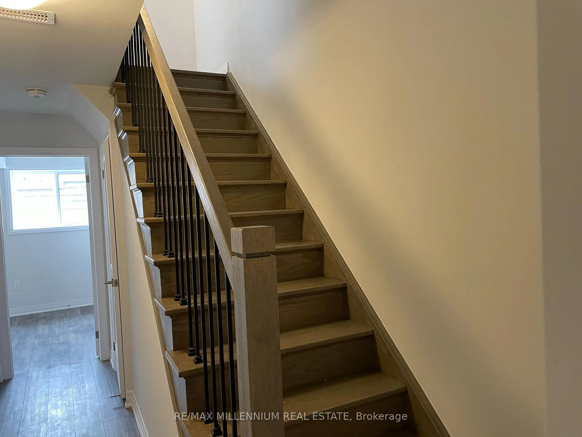Photo 6 of Unit 24, 51 Sparrow Avenue, Cambridge — HOMEH