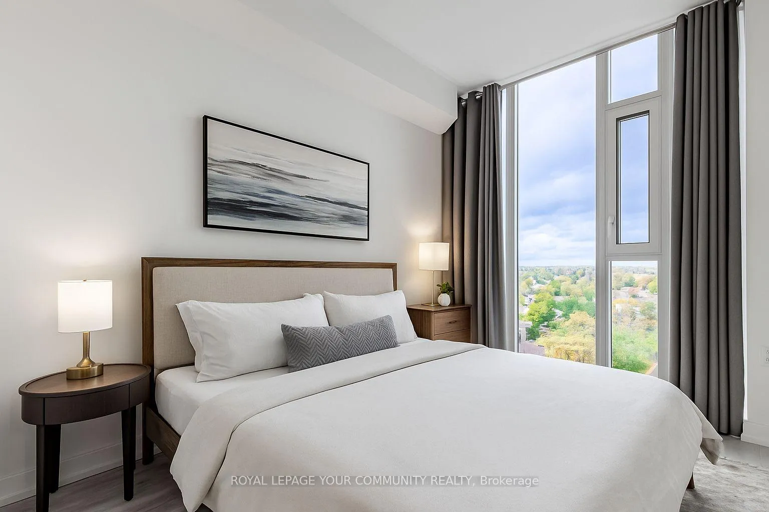 Photo 3 of Unit 1021, 33 Helendale Avenue, Toronto, Yonge-Eglinton — HOMEH