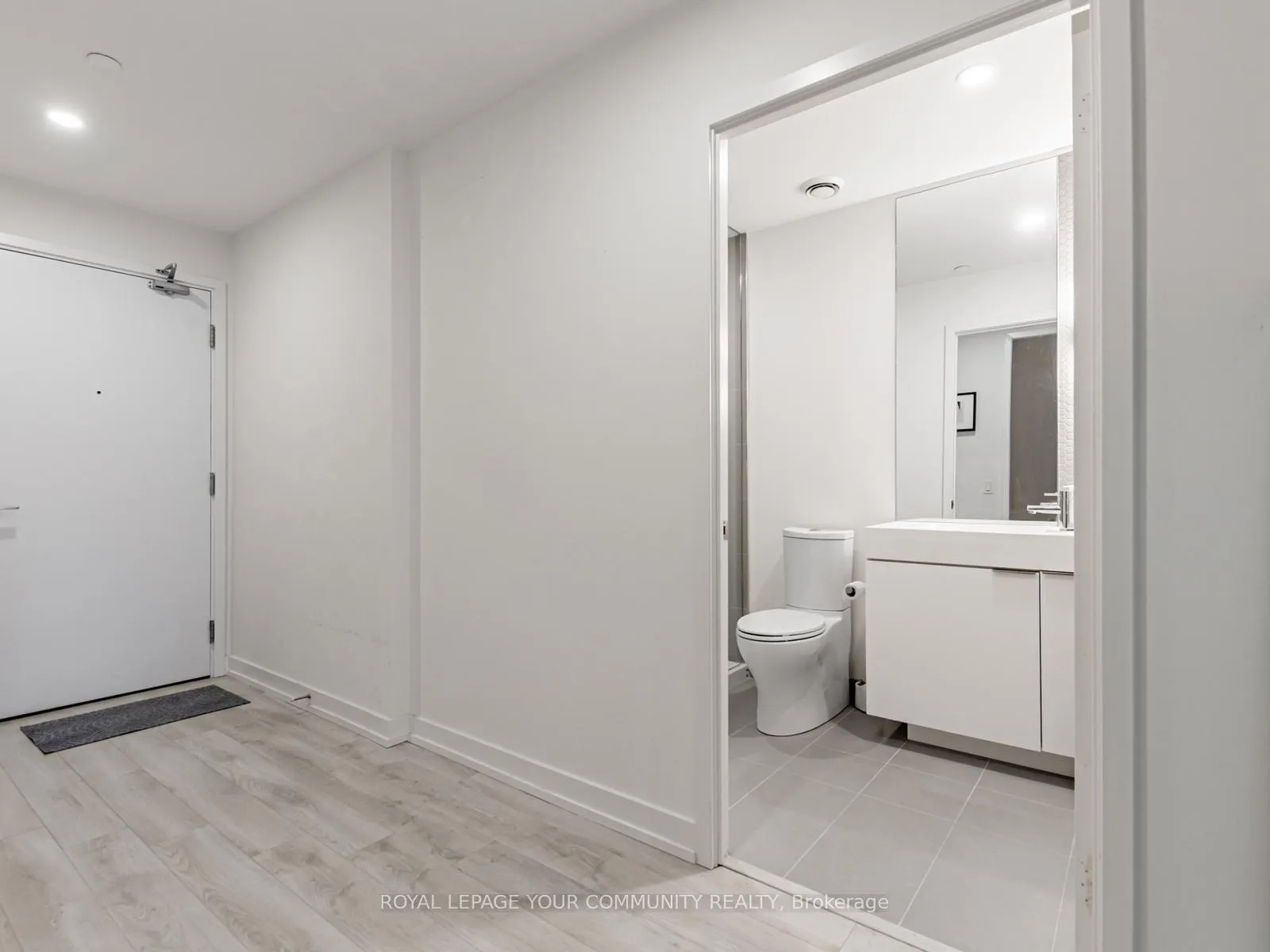 Photo 7 of Unit 1021, 33 Helendale Avenue, Toronto, Yonge-Eglinton — HOMEH