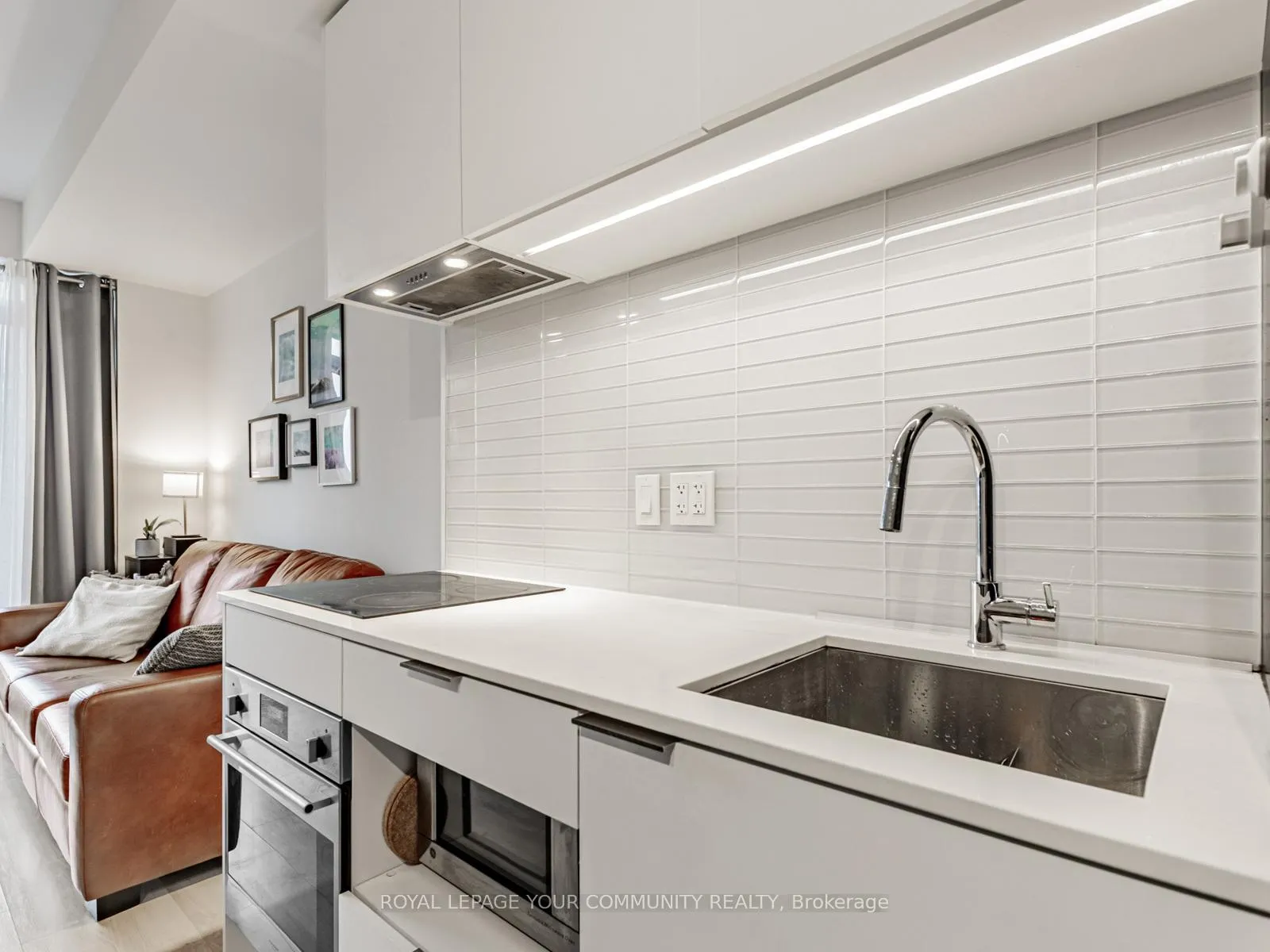 Photo 11 of Unit 1021, 33 Helendale Avenue, Toronto, Yonge-Eglinton — HOMEH