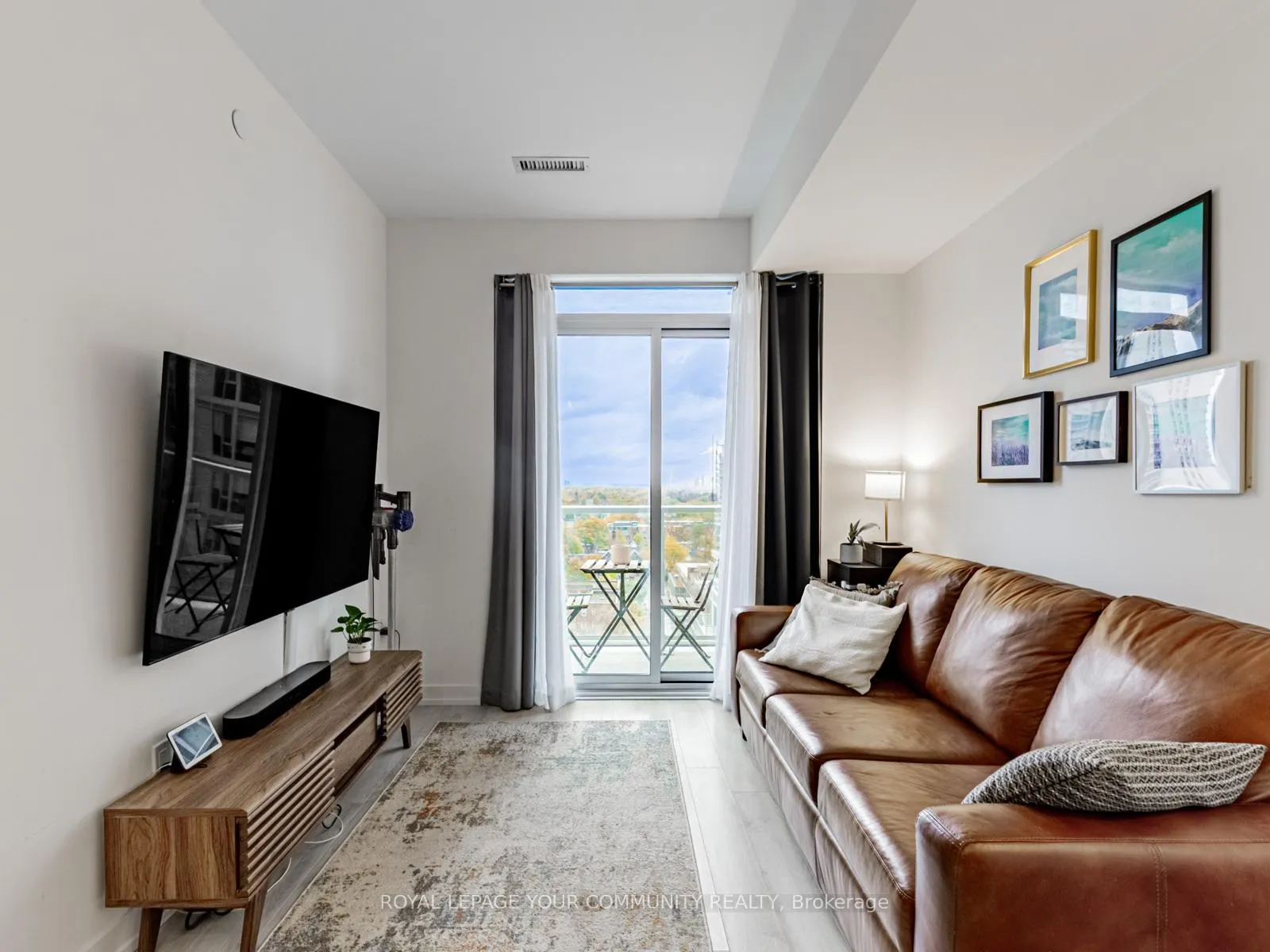 Photo 15 of Unit 1021, 33 Helendale Avenue, Toronto, Yonge-Eglinton — HOMEH