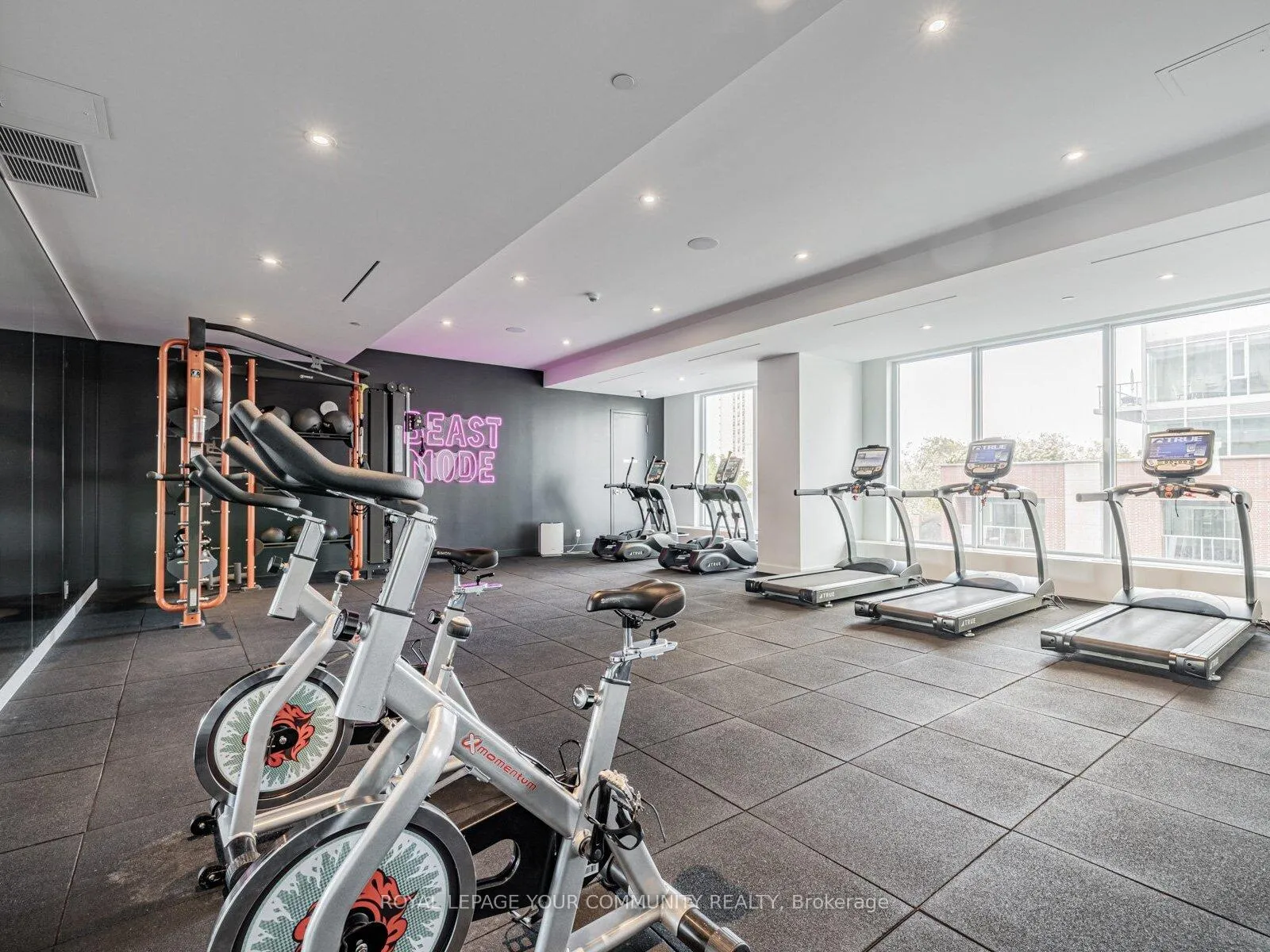 Photo 32 of Unit 1021, 33 Helendale Avenue, Toronto, Yonge-Eglinton — HOMEH