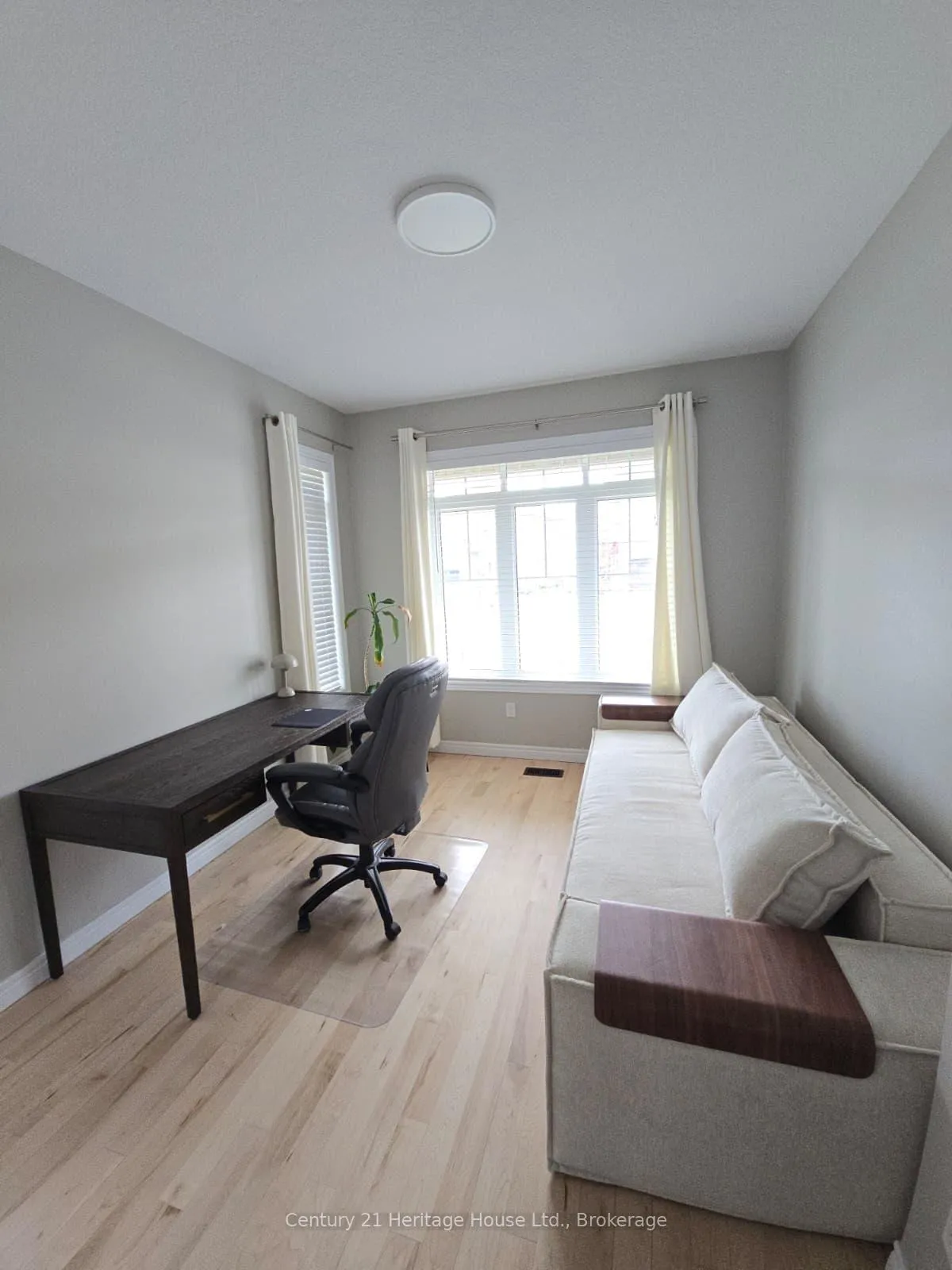 Photo 6 of 219 Falconridge Drive, Kitchener, Bridgeport — HOMEH
