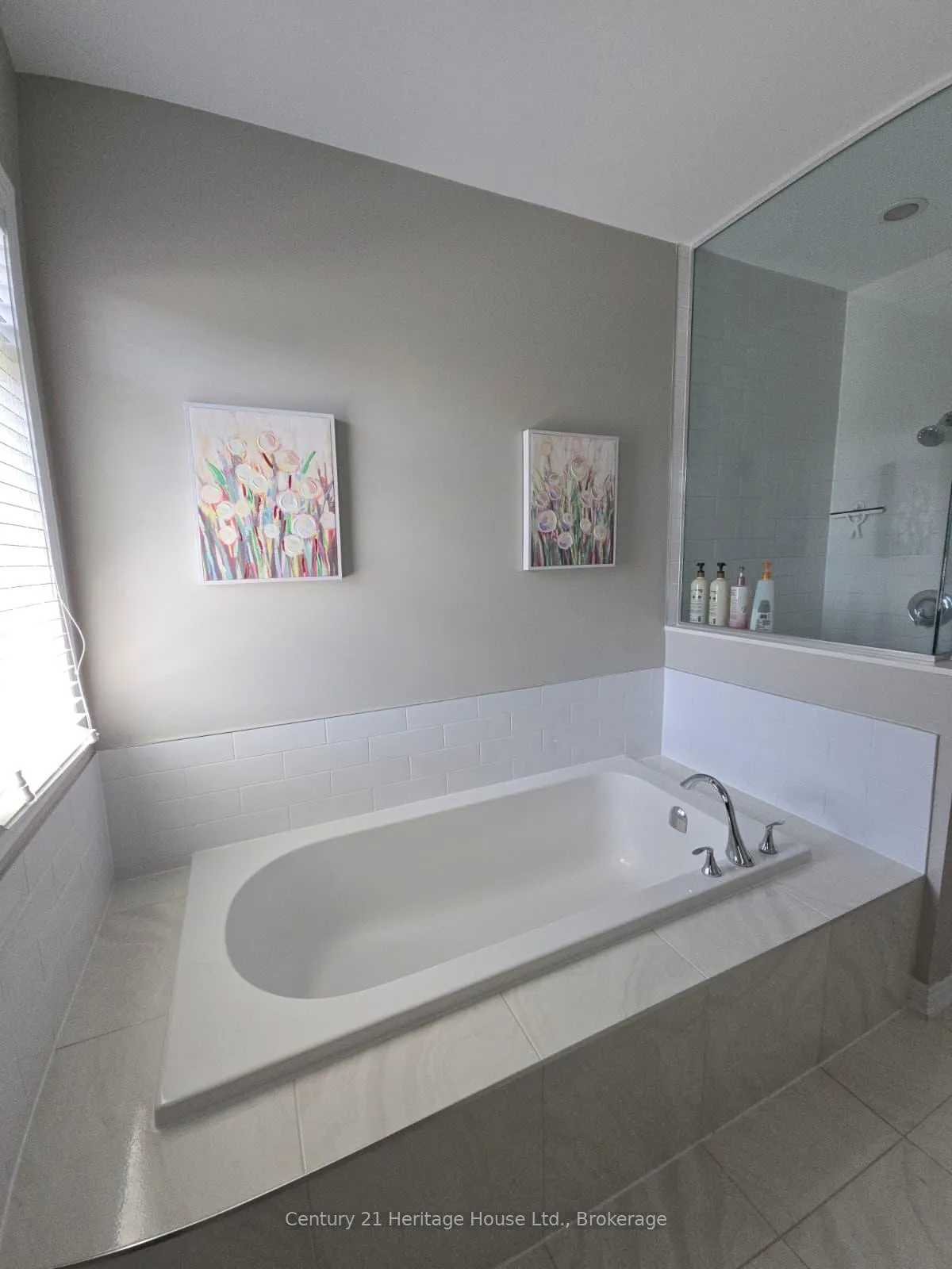 Photo 12 of 219 Falconridge Drive, Kitchener, Bridgeport — HOMEH