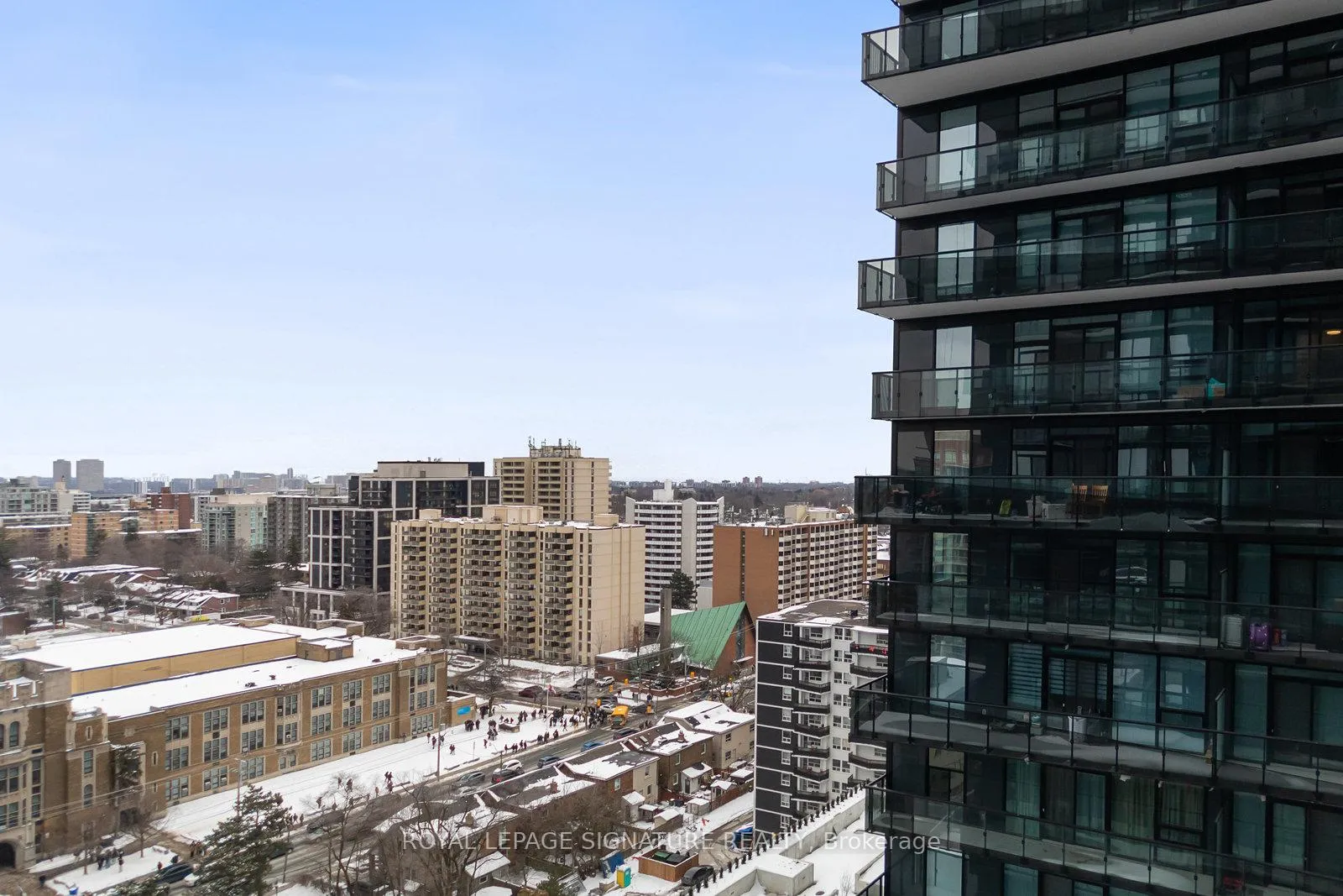 Photo 19 of Unit 1613, 117 Broadway Avenue, Toronto, Mount Pleasant West — HOMEH
