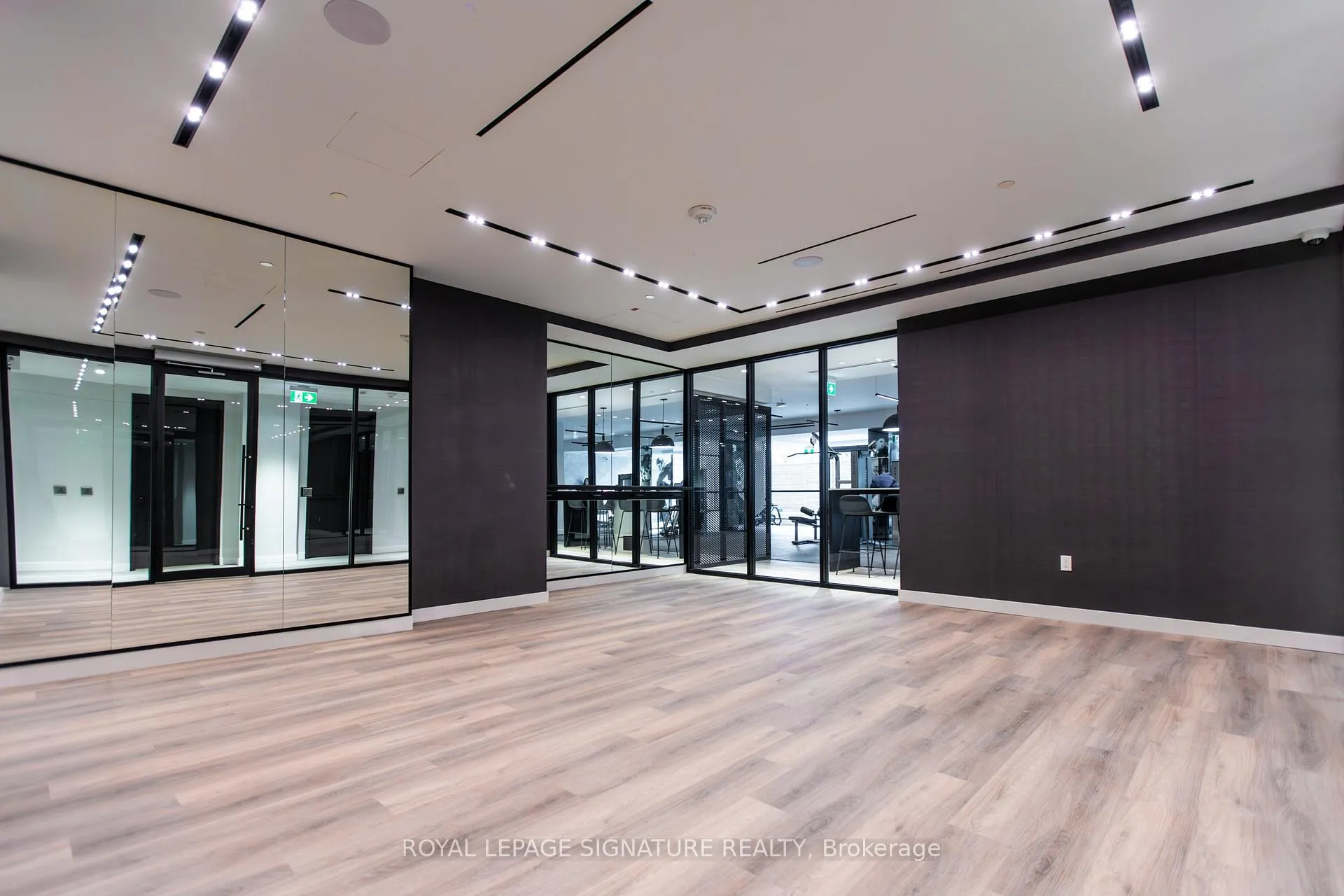 Photo 29 of Unit 1613, 117 Broadway Avenue, Toronto, Mount Pleasant West — HOMEH
