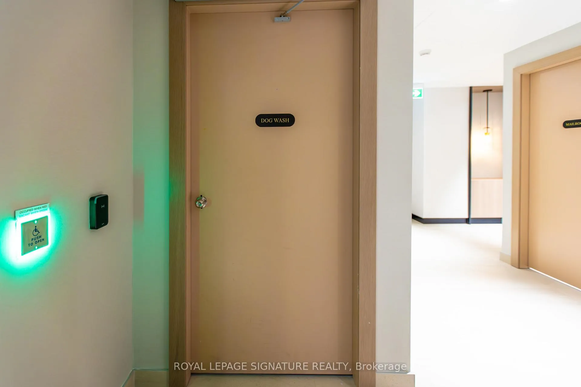 Photo 31 of Unit 1613, 117 Broadway Avenue, Toronto, Mount Pleasant West — HOMEH
