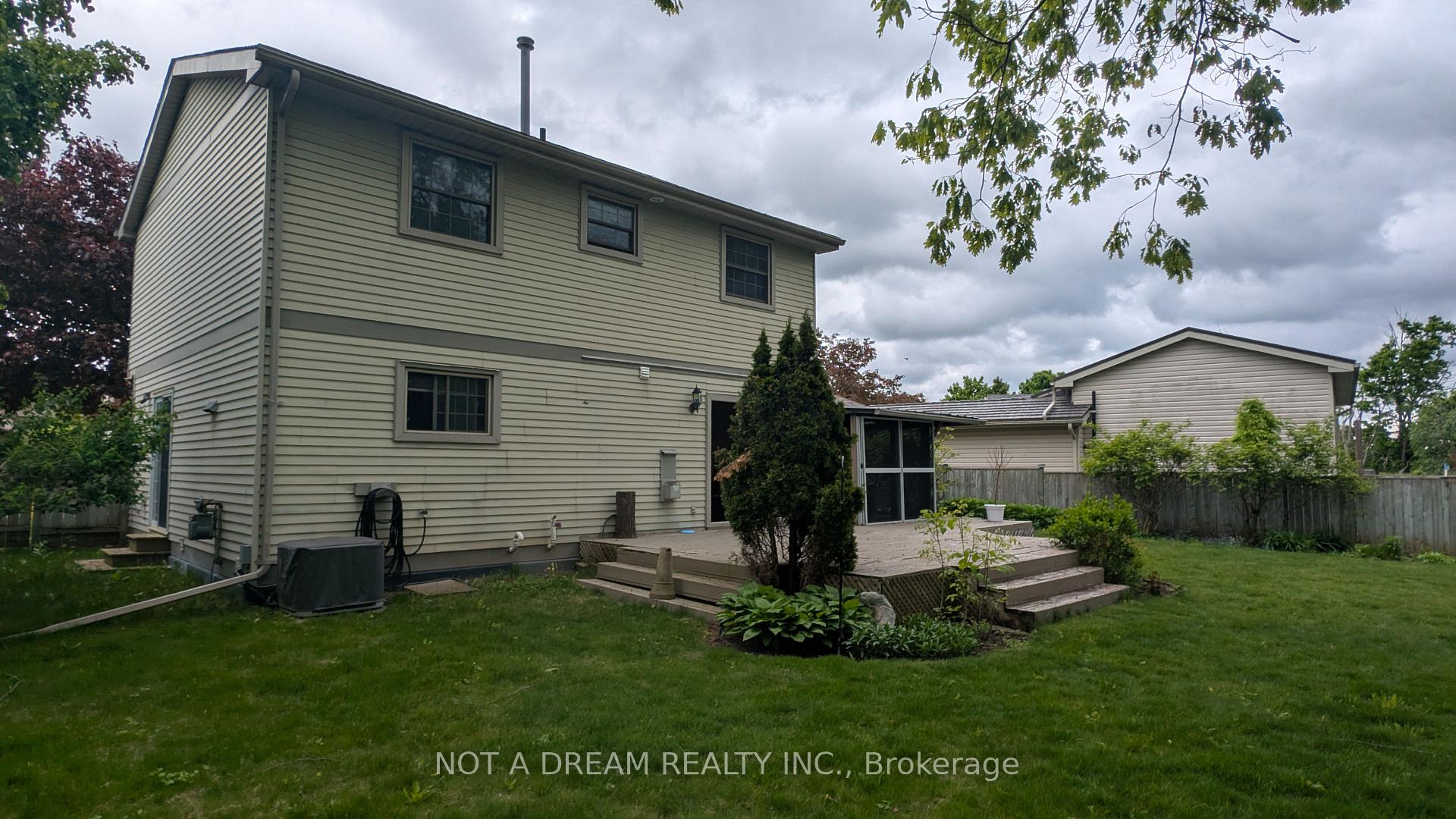 Photo 11 of 41 Oren Boulevard, Barrie, Sunnidale — HOMEH