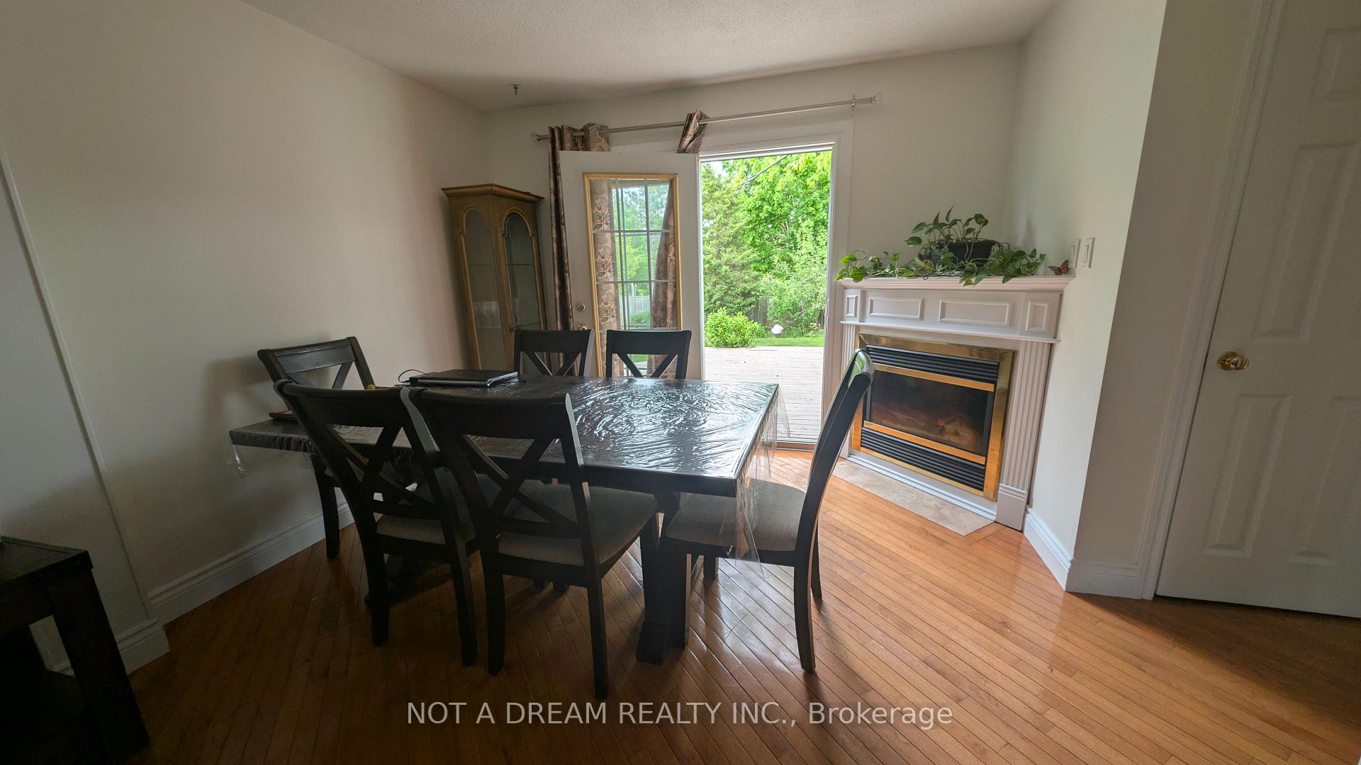 Photo 20 of 41 Oren Boulevard, Barrie, Sunnidale — HOMEH