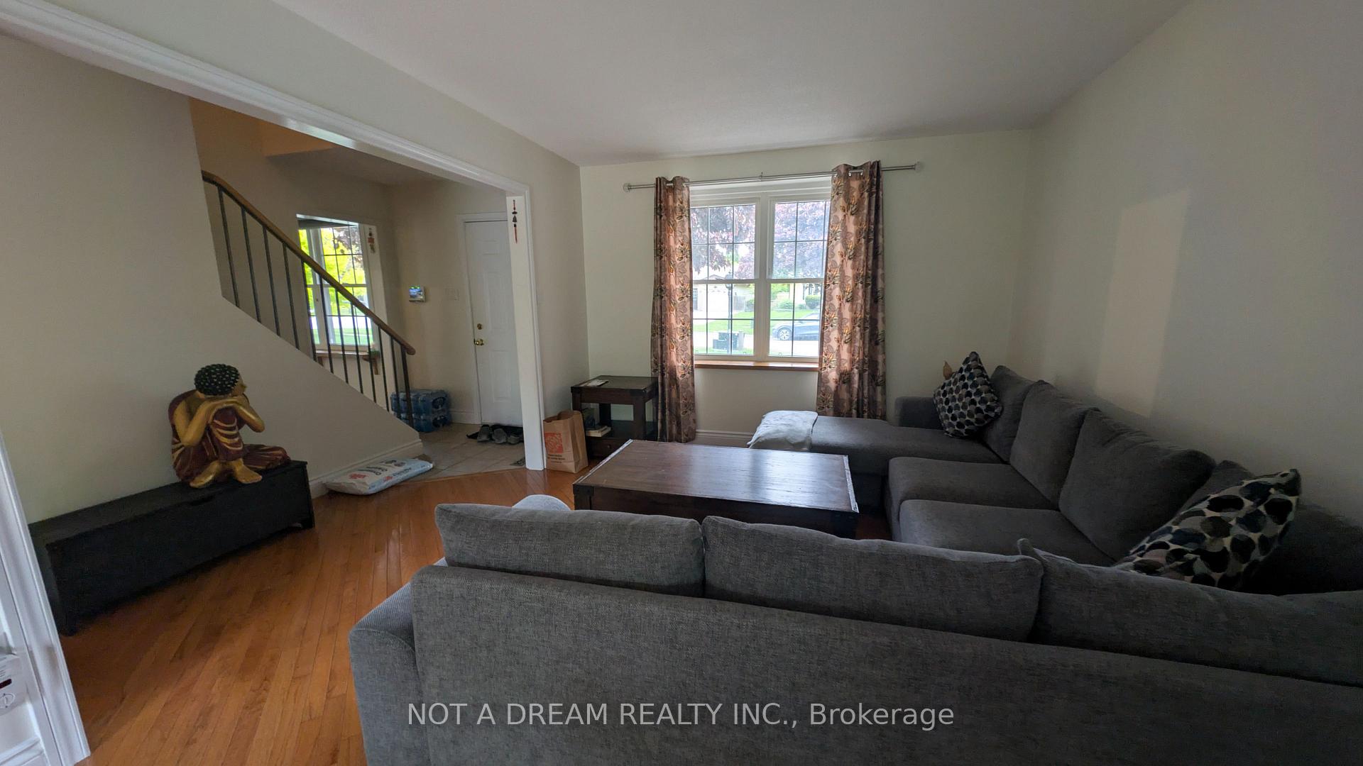 Photo 21 of 41 Oren Boulevard, Barrie, Sunnidale — HOMEH